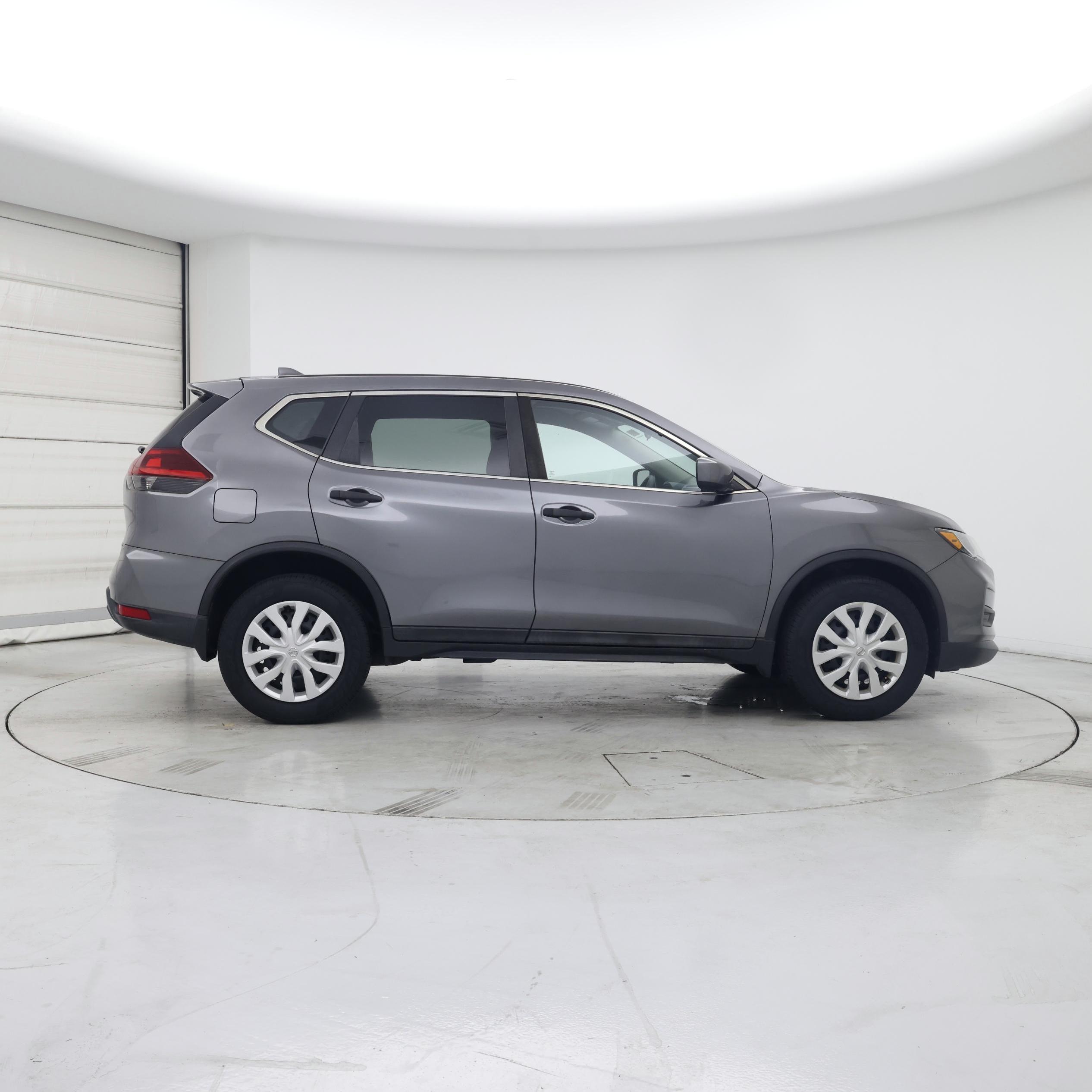 Thumbnail: 2018 Nissan Rogue - 7