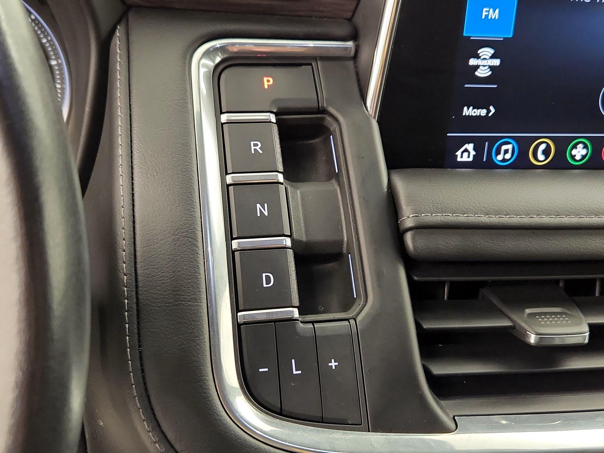 Thumbnail: 2021 Chevrolet Suburban - 18