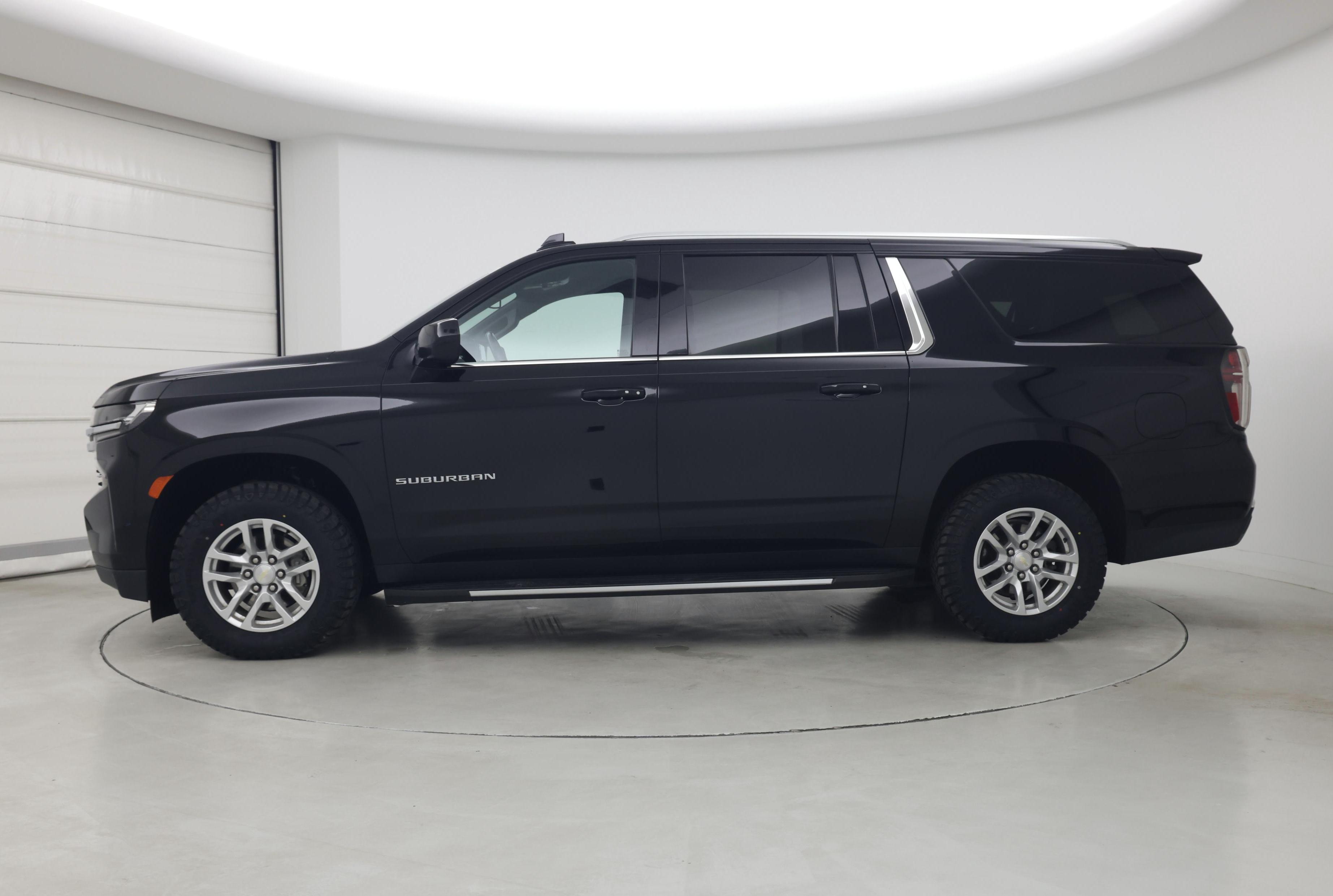 Thumbnail: 2021 Chevrolet Suburban - 3