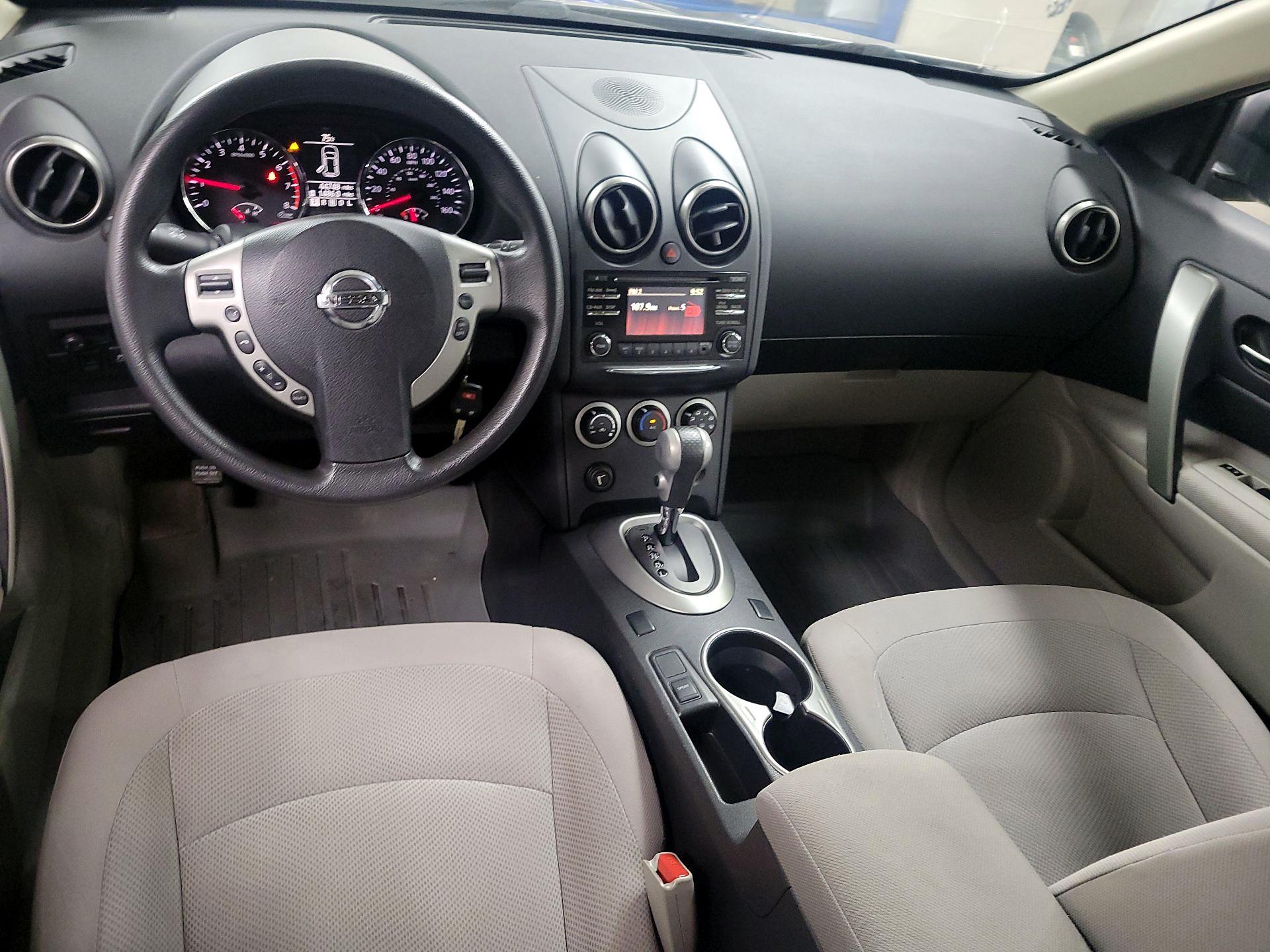 Thumbnail: 2014 Nissan Rogue - 9