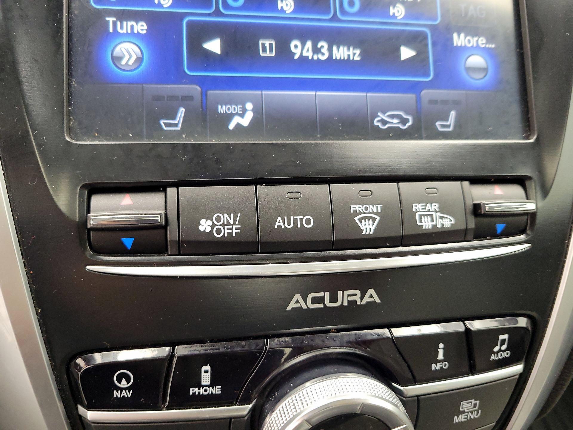 Thumbnail: 2015 Acura TLX - 16
