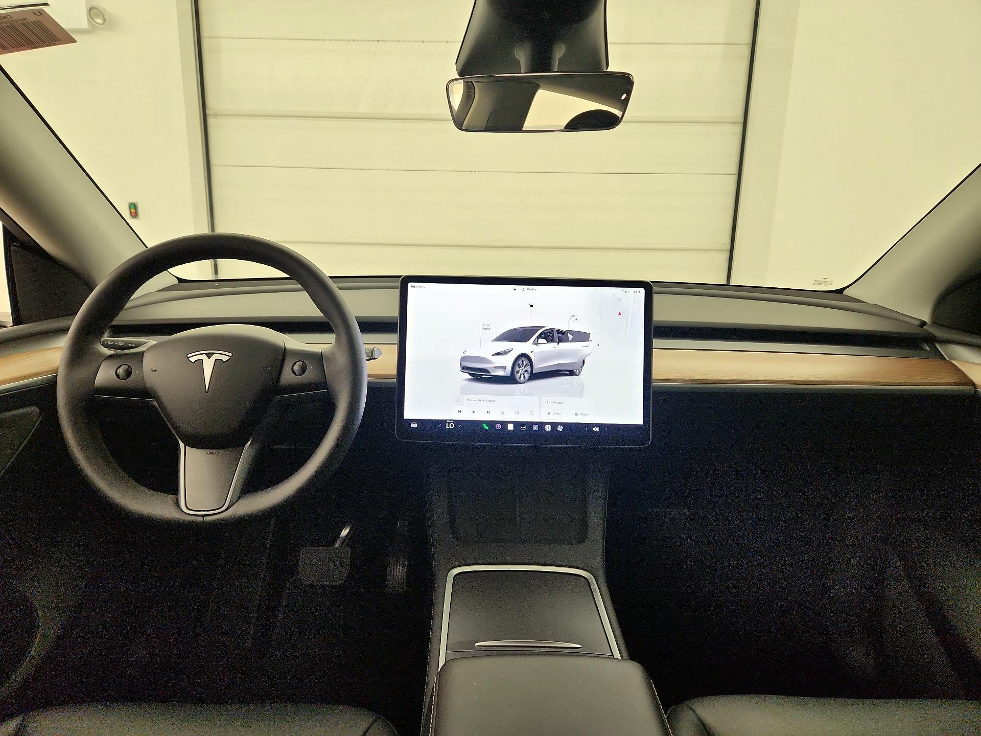 Thumbnail: 2023 Tesla Model Y - 9