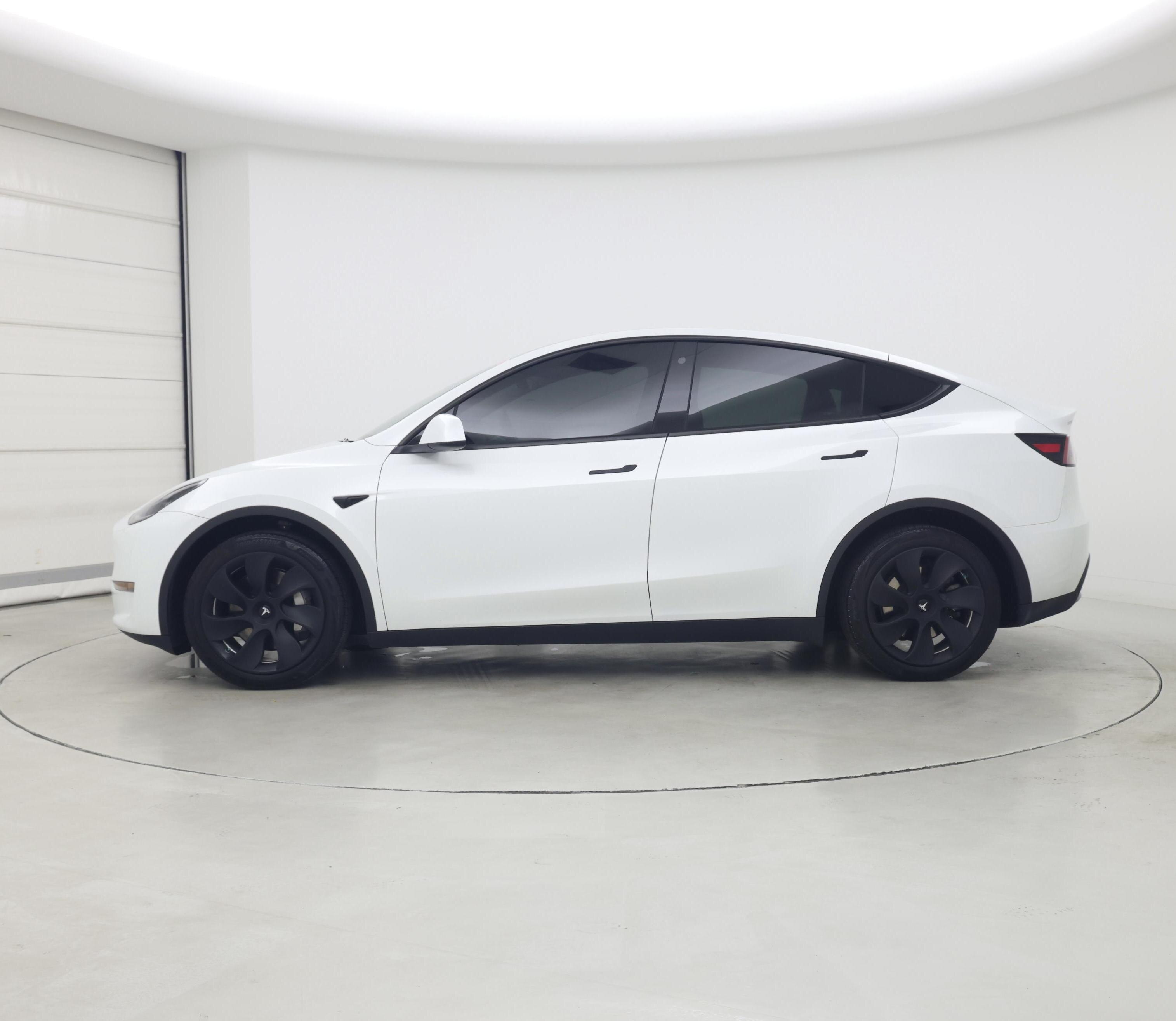 Thumbnail: 2023 Tesla Model Y - 3