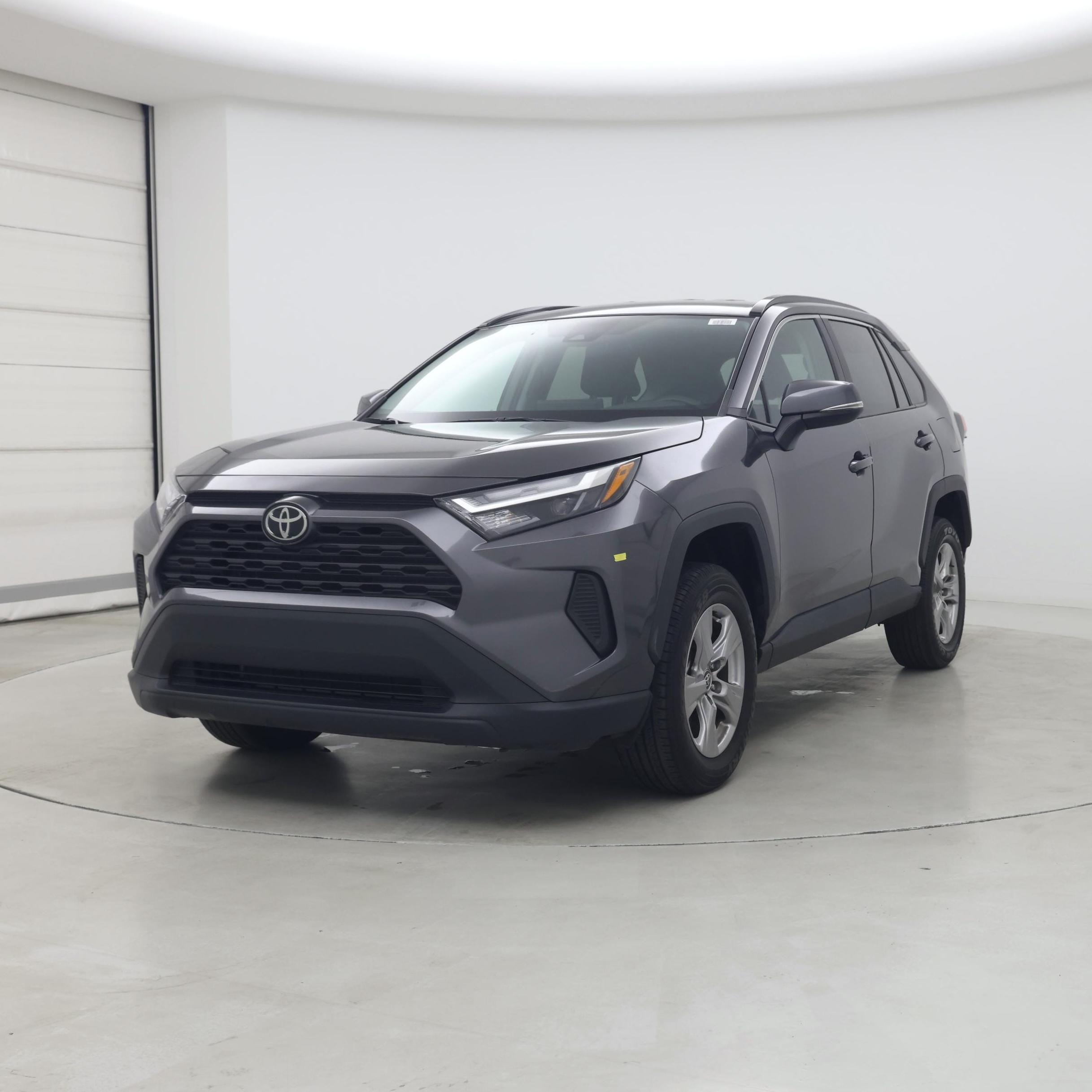 Thumbnail: 2022 Toyota RAV4 - 4