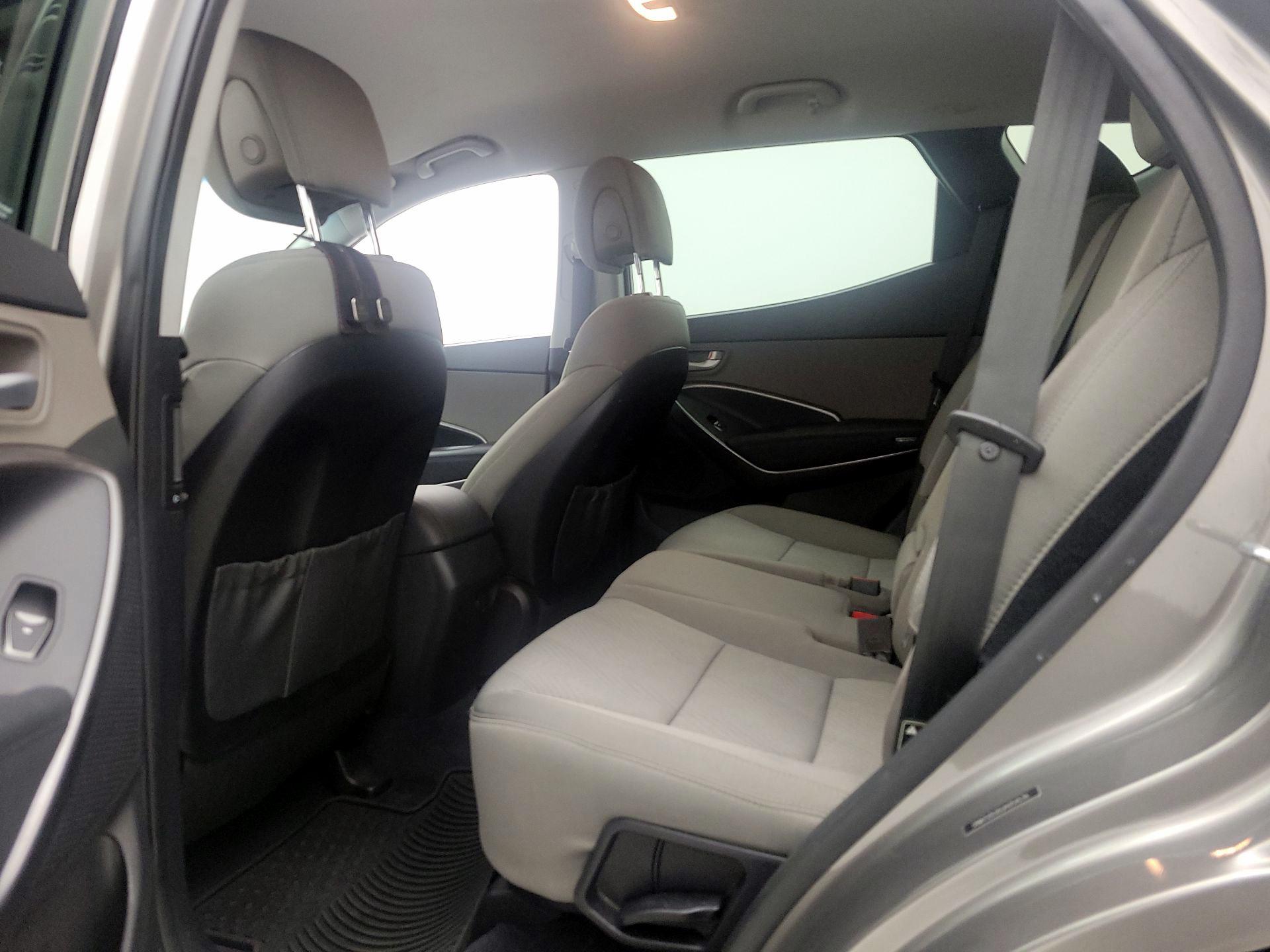 Thumbnail: 2018 Hyundai Santa Fe - 18