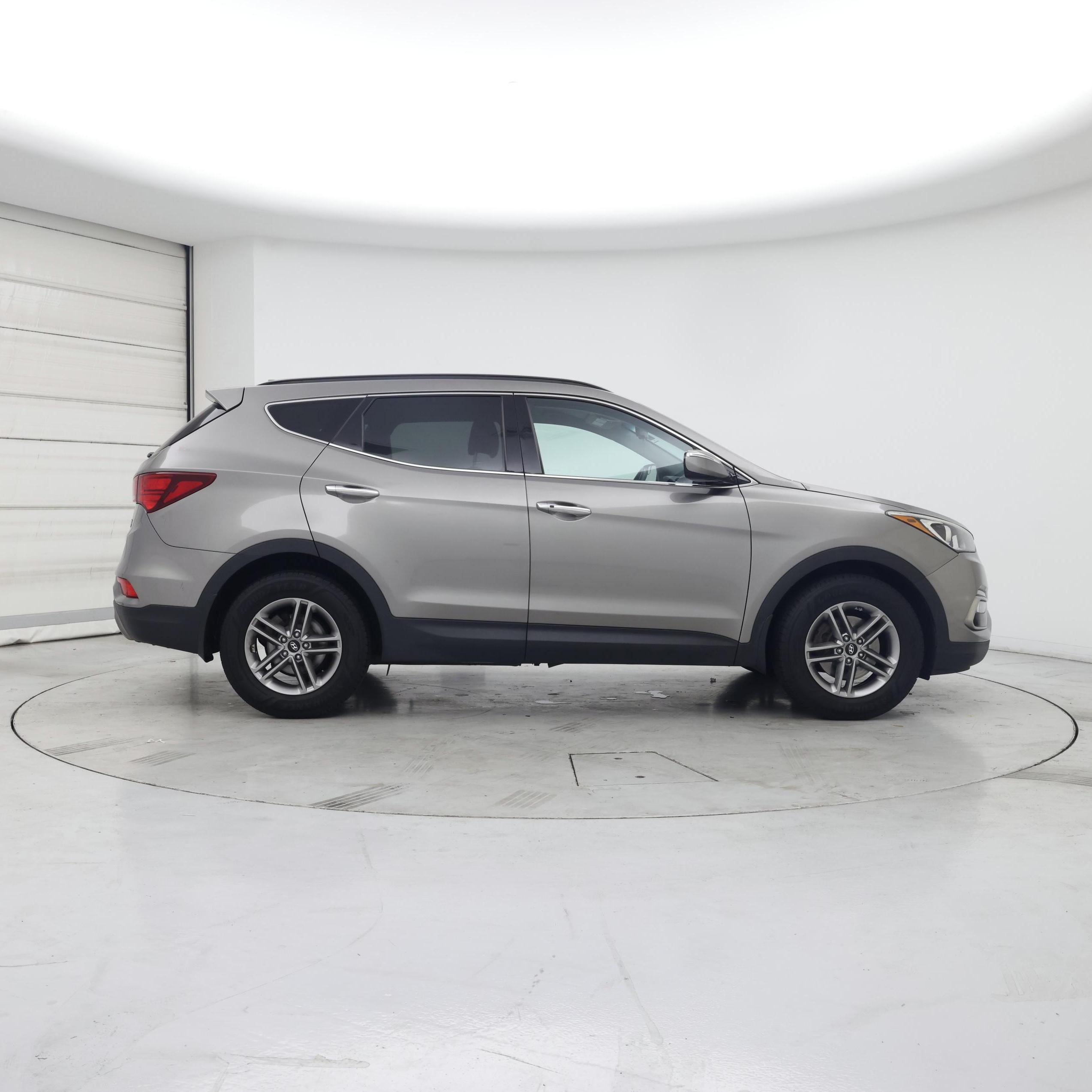 Thumbnail: 2018 Hyundai Santa Fe - 7