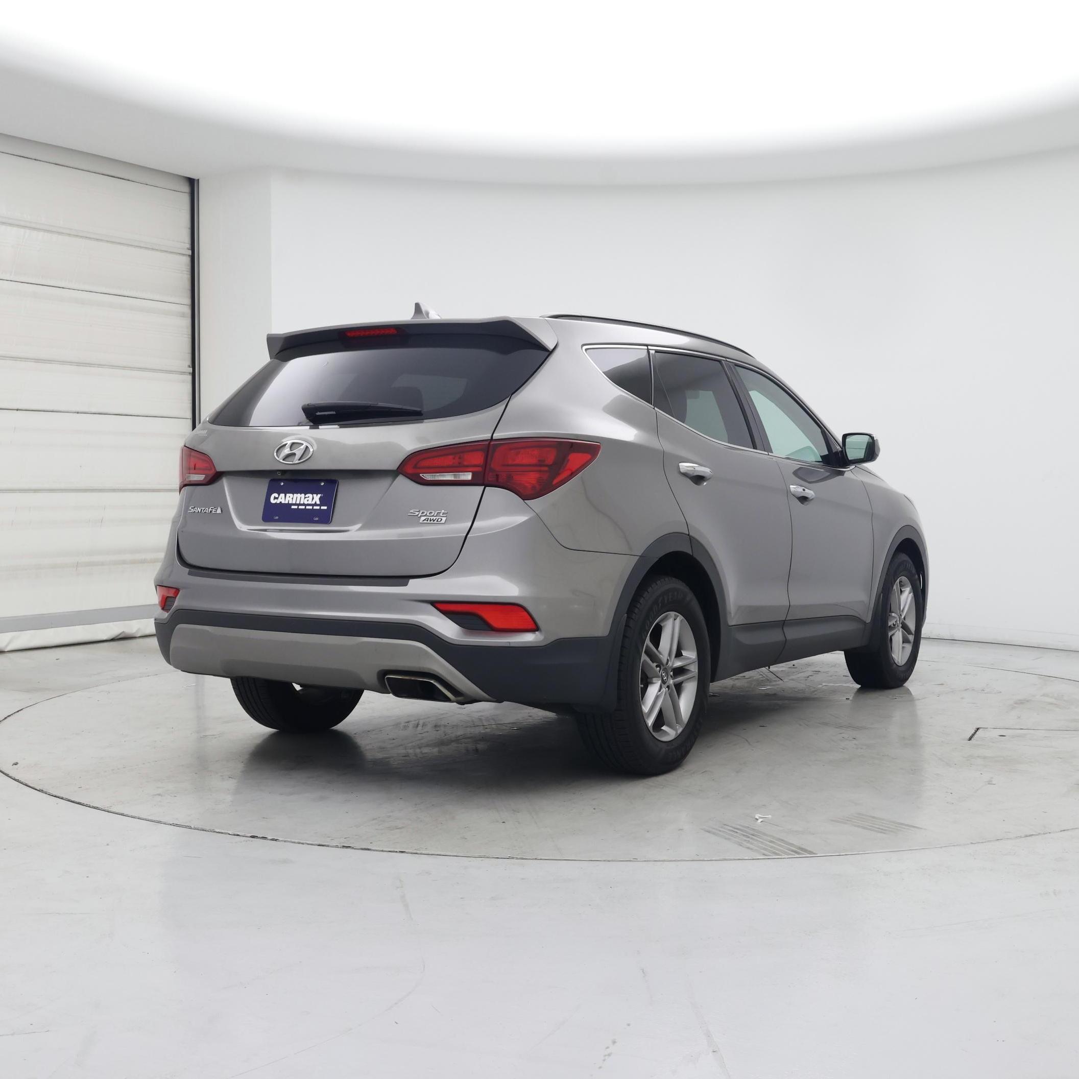 Thumbnail: 2018 Hyundai Santa Fe - 8
