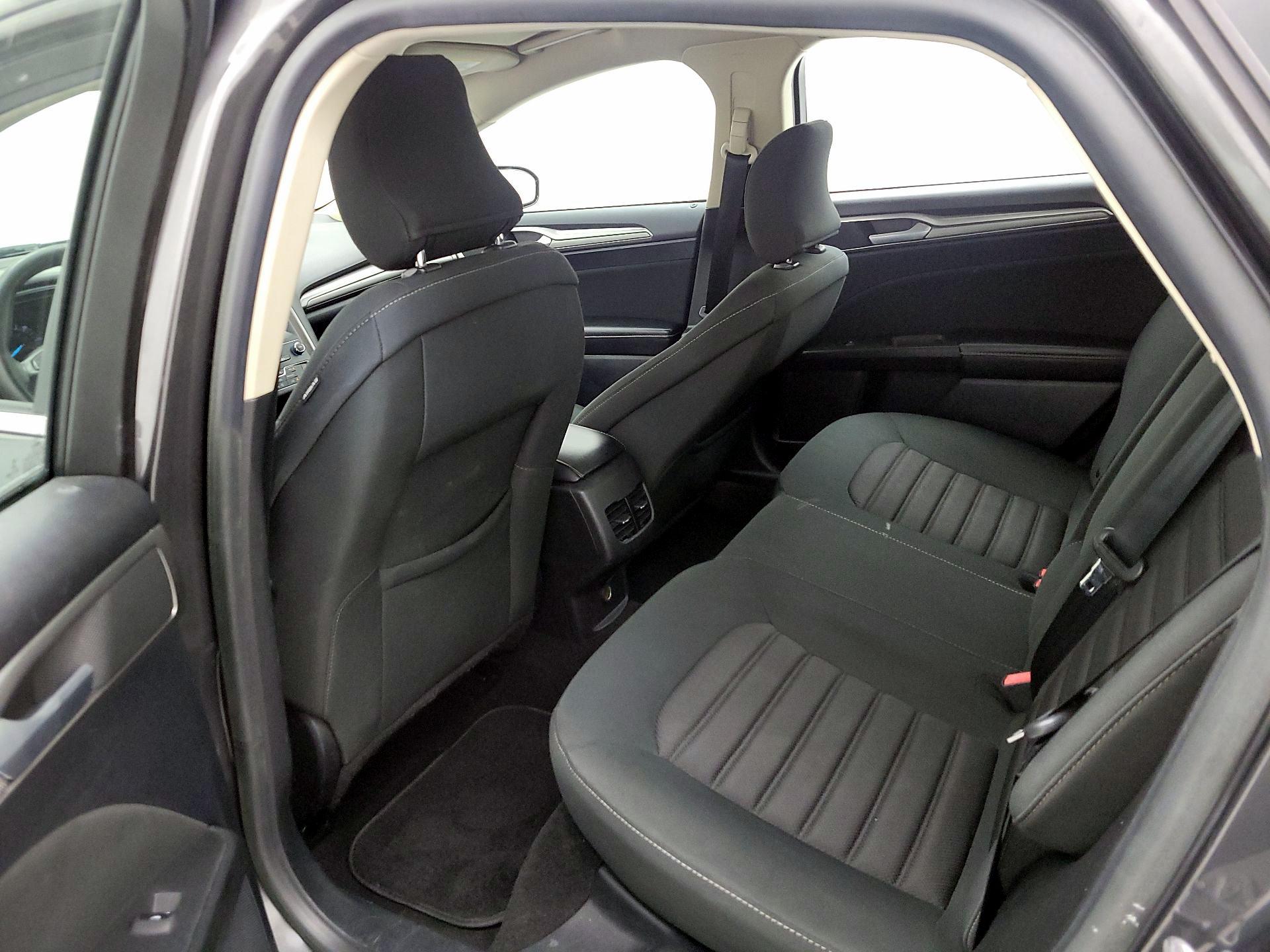 Thumbnail: 2019 Ford Fusion - 19