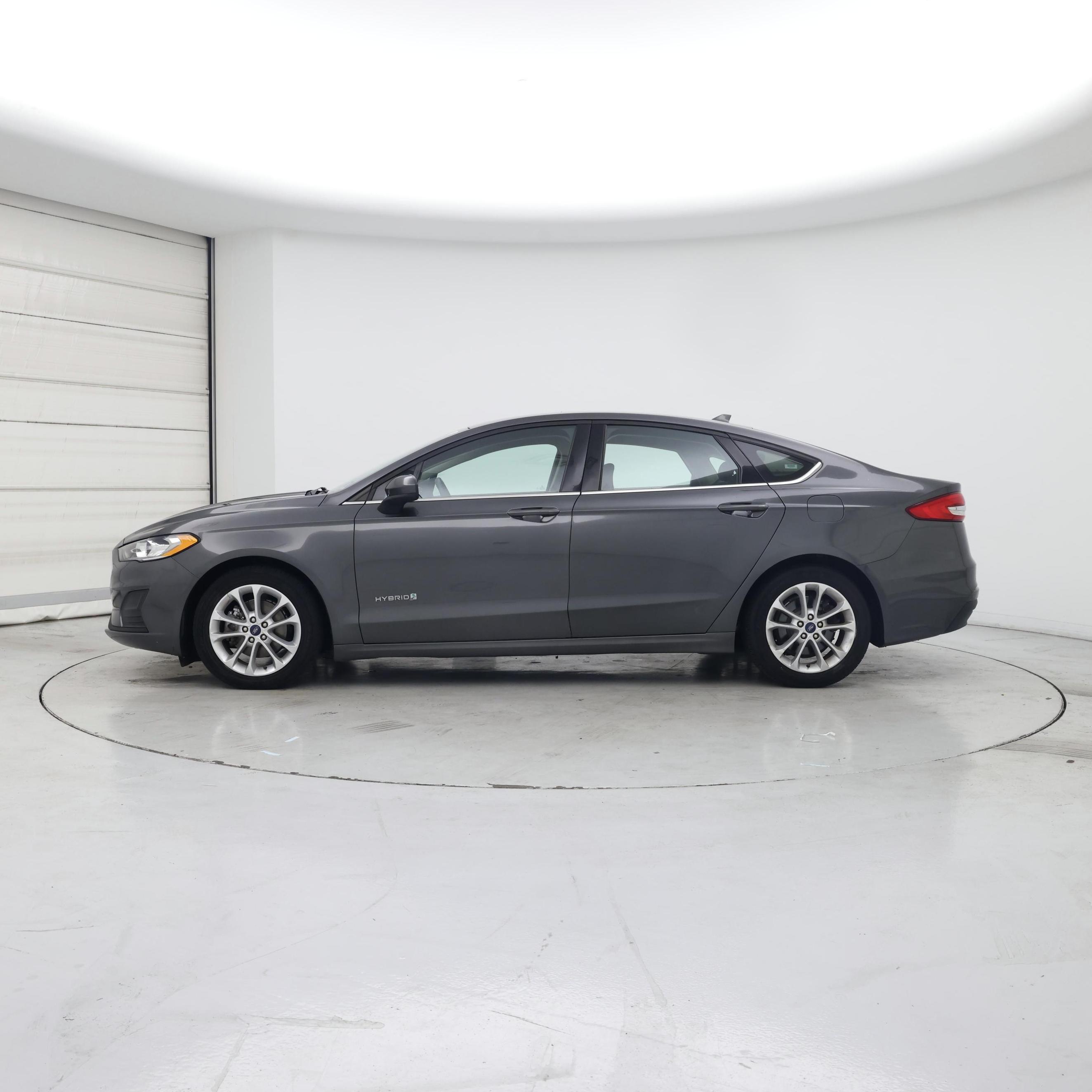 Thumbnail: 2019 Ford Fusion - 3