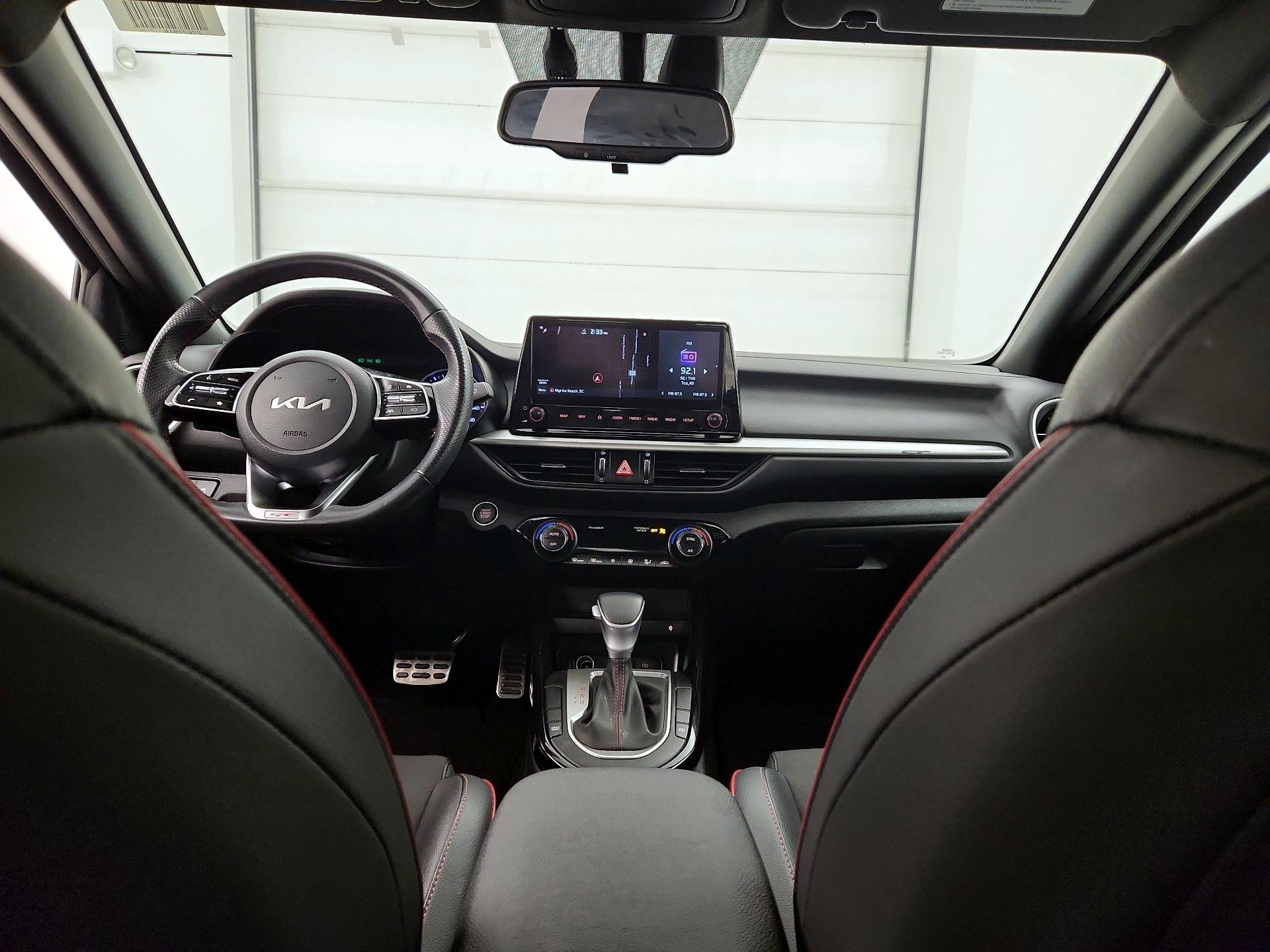 Thumbnail: 2022 Kia Forte - 9