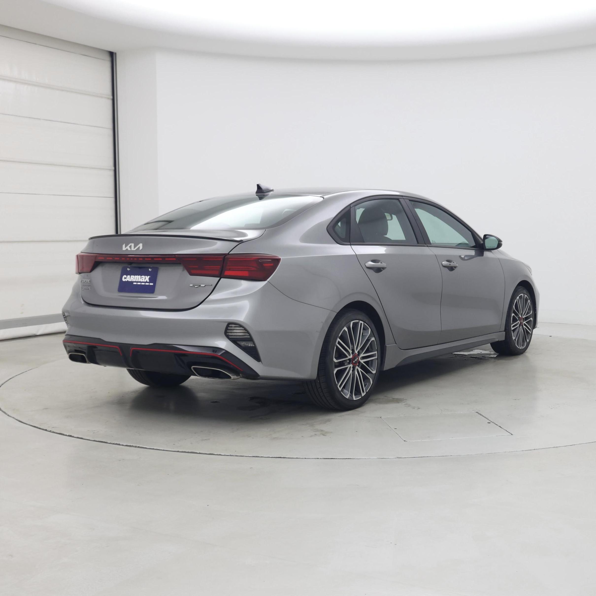 Thumbnail: 2022 Kia Forte - 8