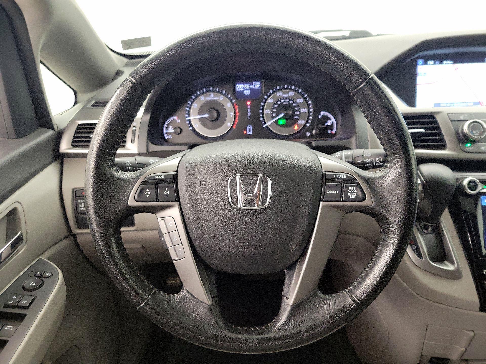 Thumbnail: 2016 Honda Odyssey - 10