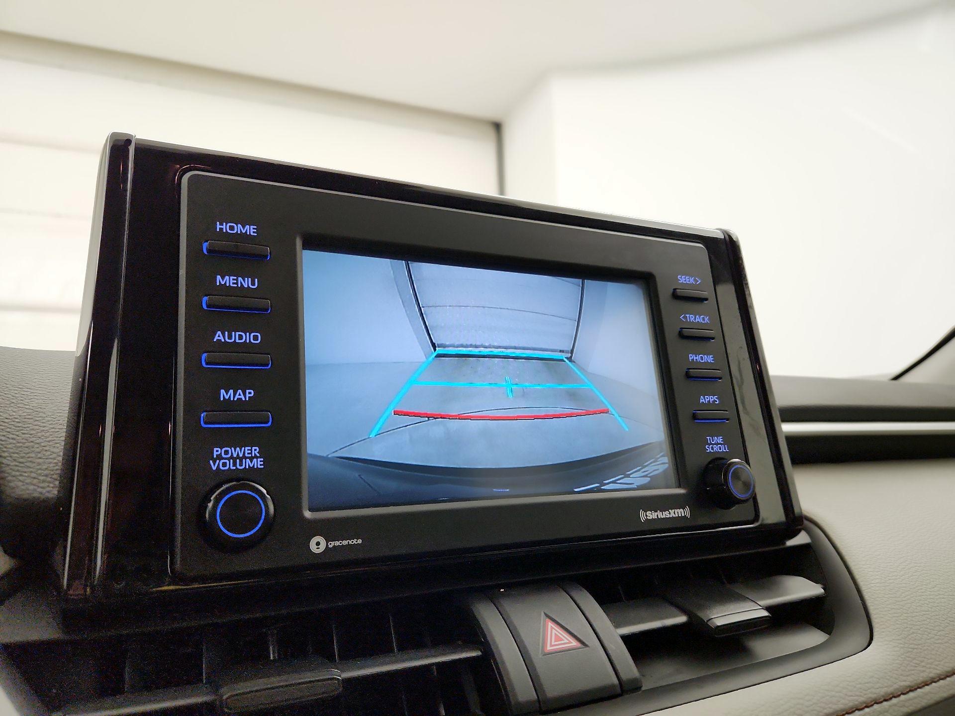 Thumbnail: 2020 Toyota RAV4 - 14