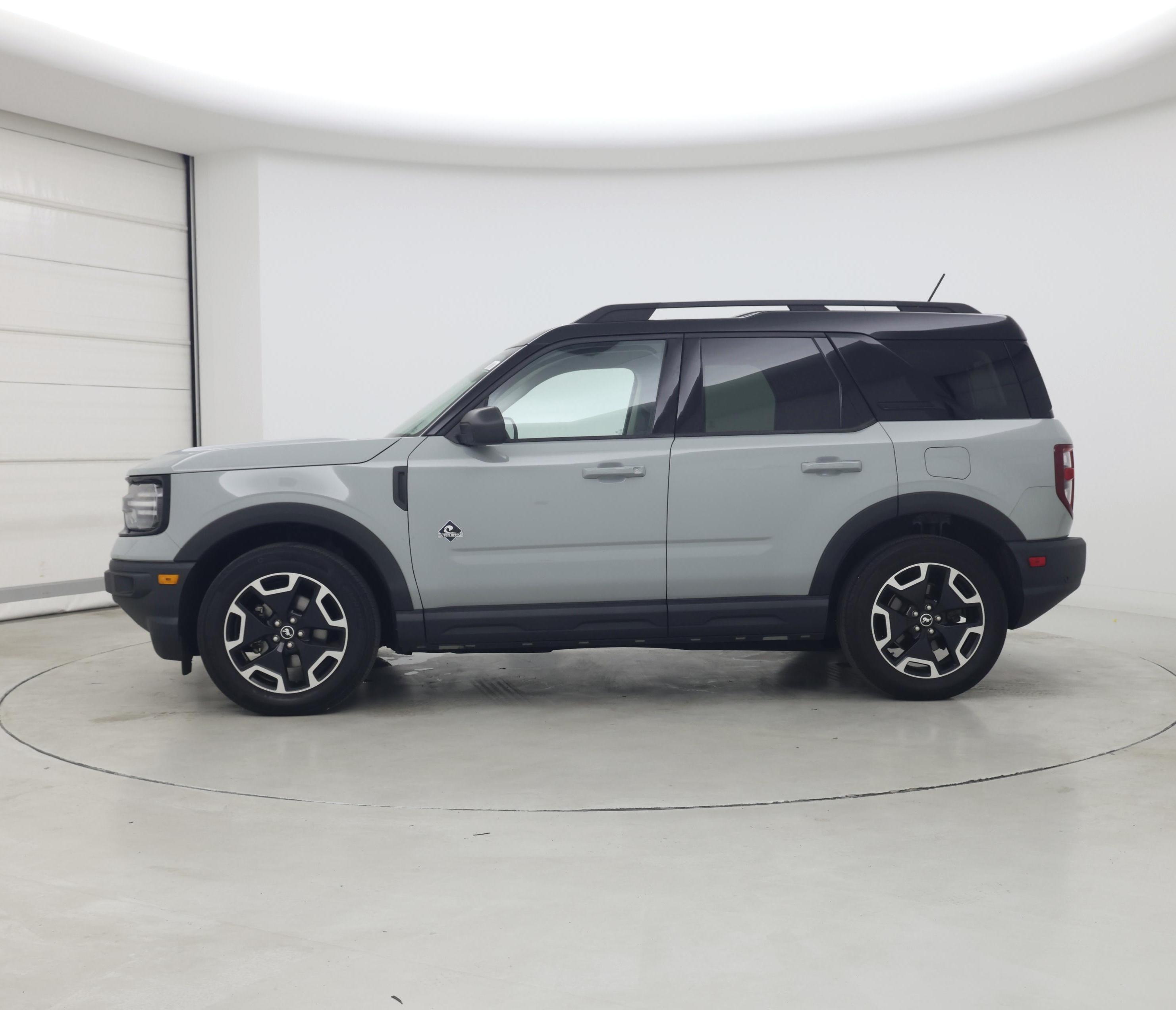 Thumbnail: 2021 Ford Bronco Sport - 3