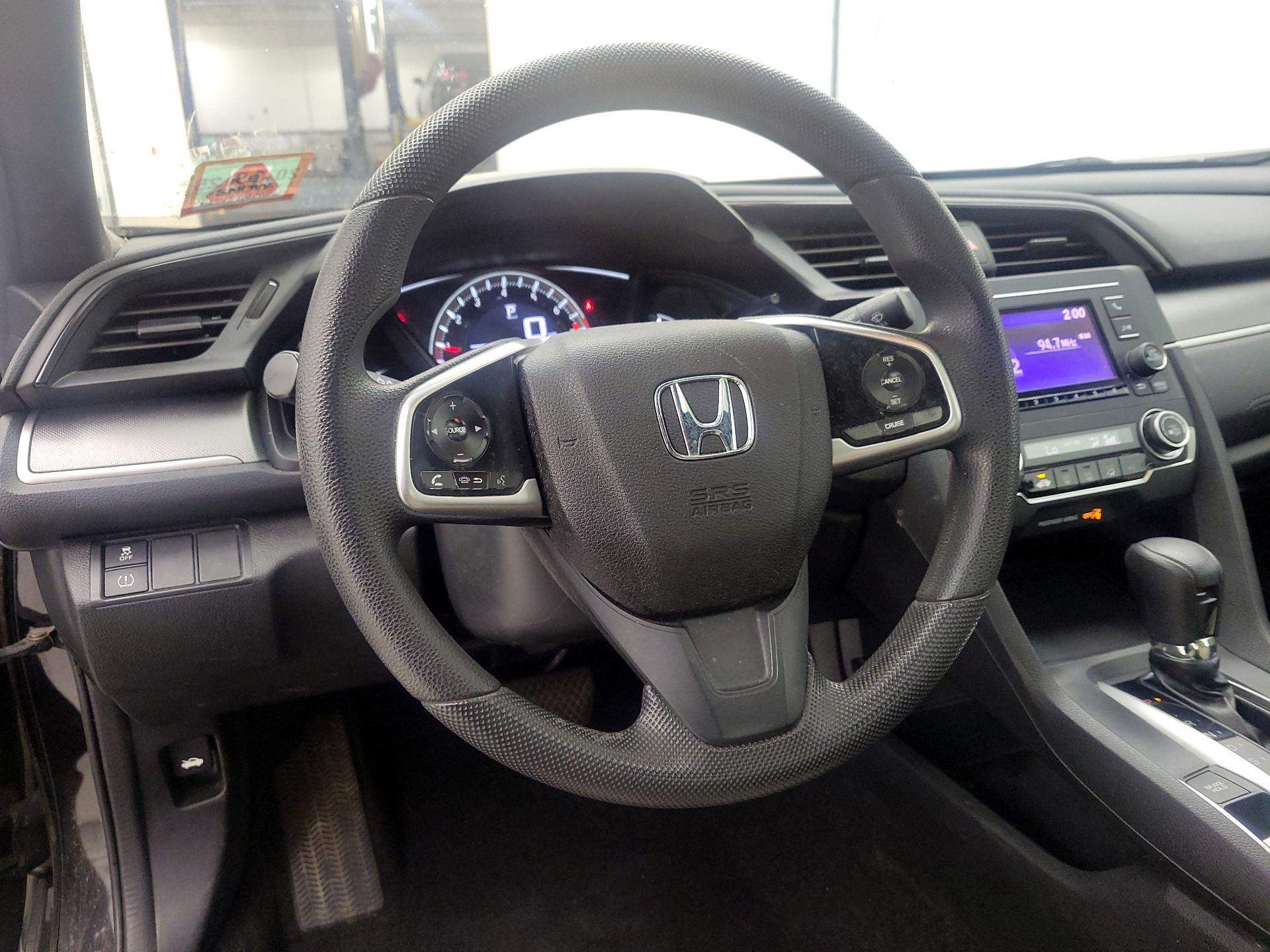Thumbnail: 2016 Honda Civic - 10