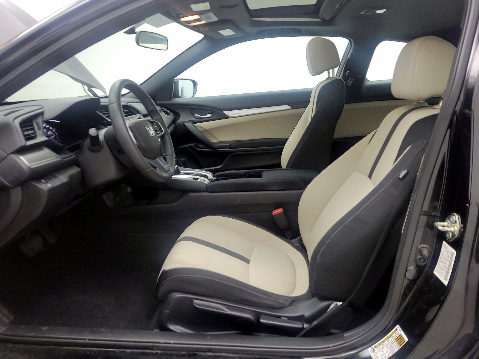 Thumbnail: 2016 Honda Civic - 11