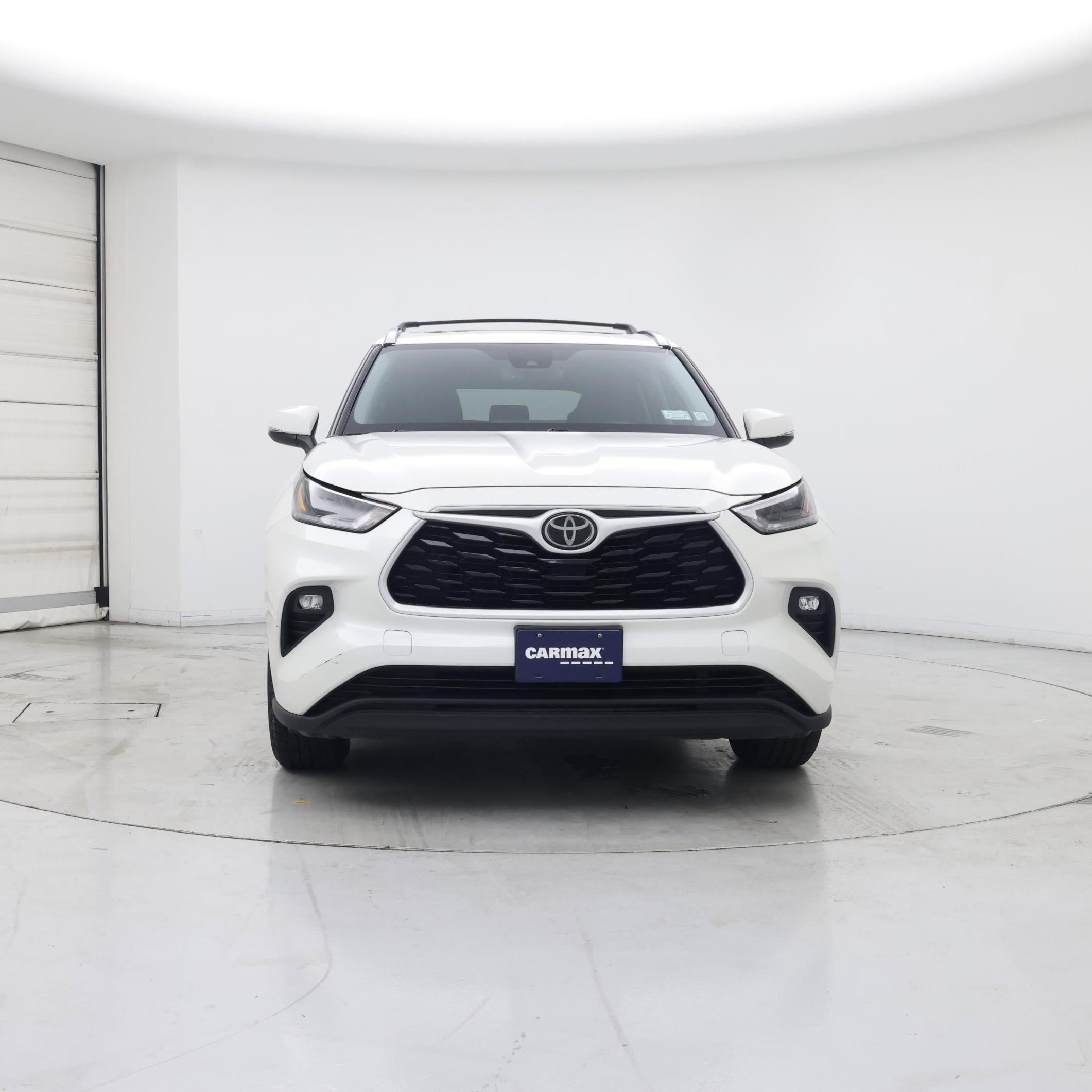 Thumbnail: 2021 Toyota Highlander - 5