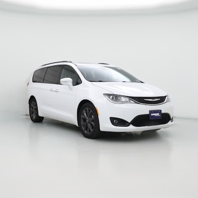White 2018 Chrysler Pacifica Limited