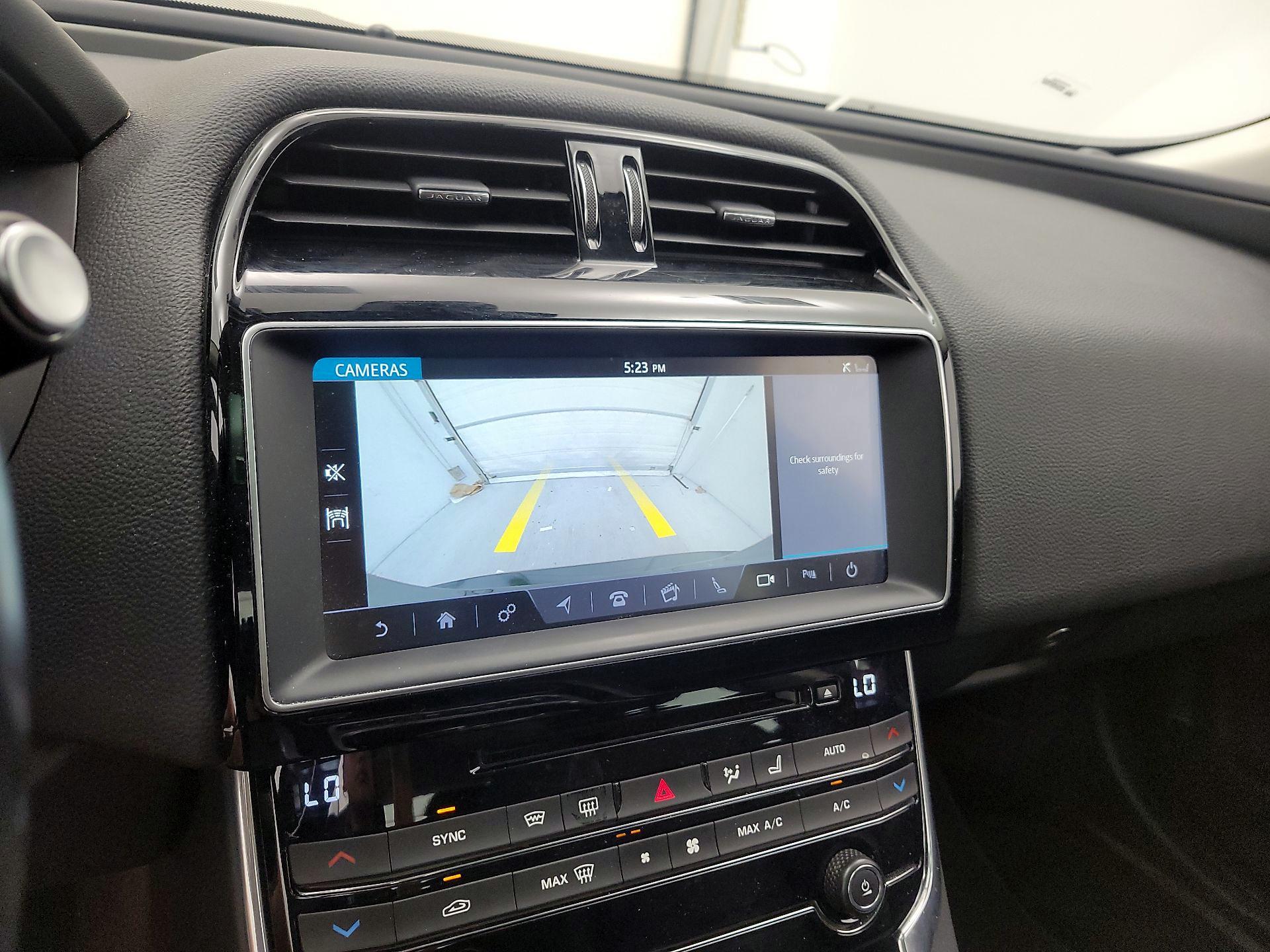 Thumbnail: 2017 Jaguar XE - 15