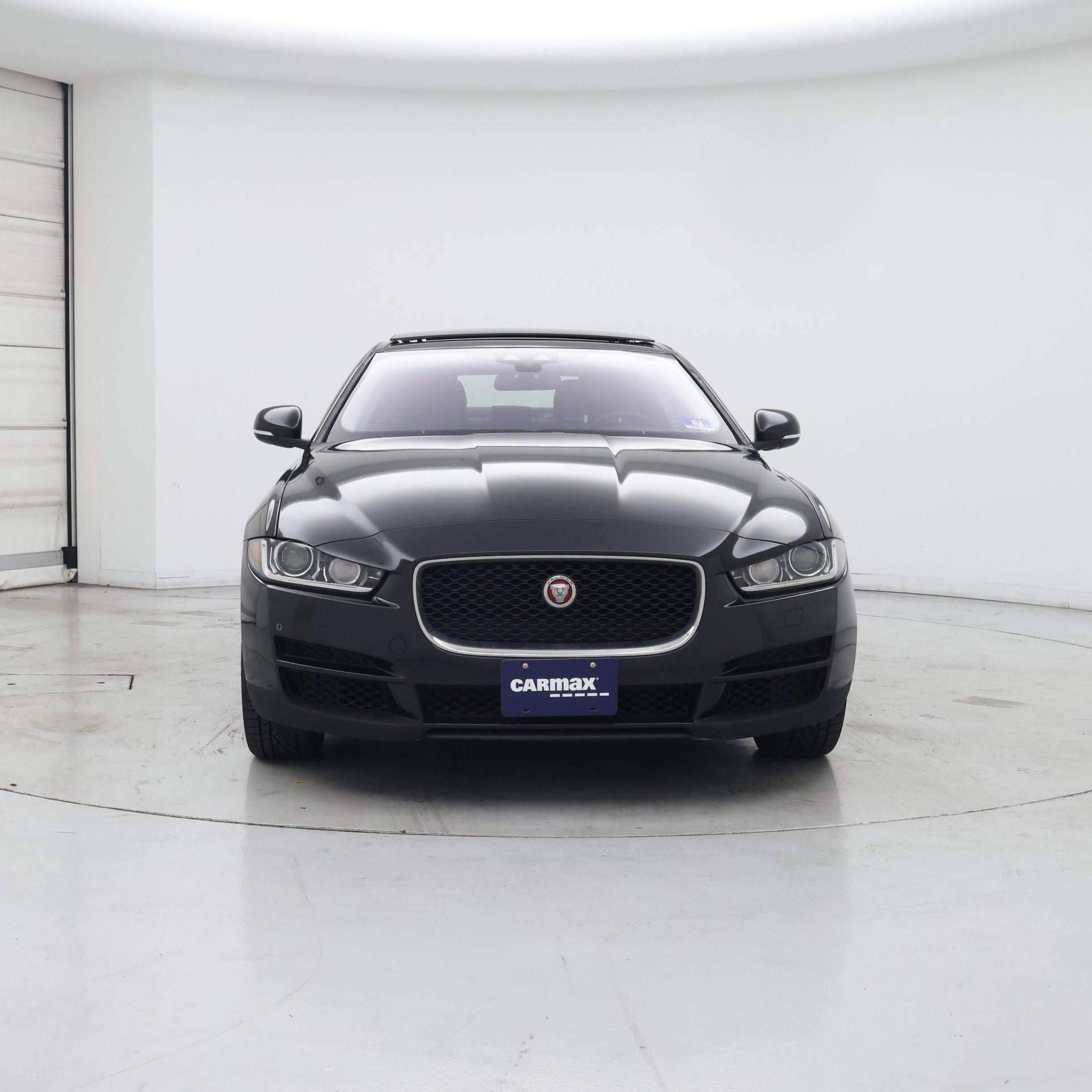 Thumbnail: 2017 Jaguar XE - 5
