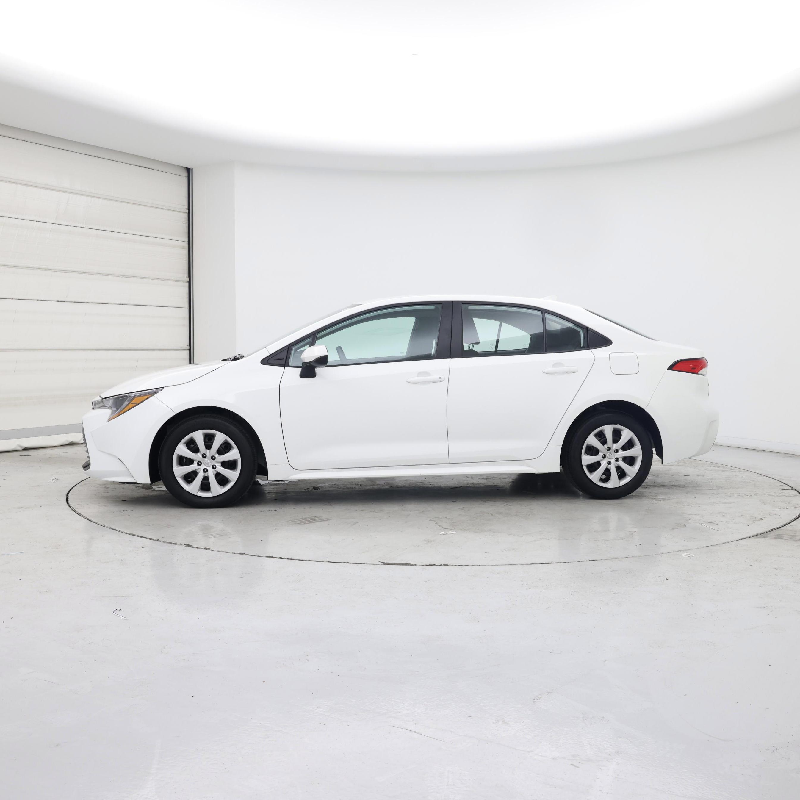 Thumbnail: 2024 Toyota Corolla - 3
