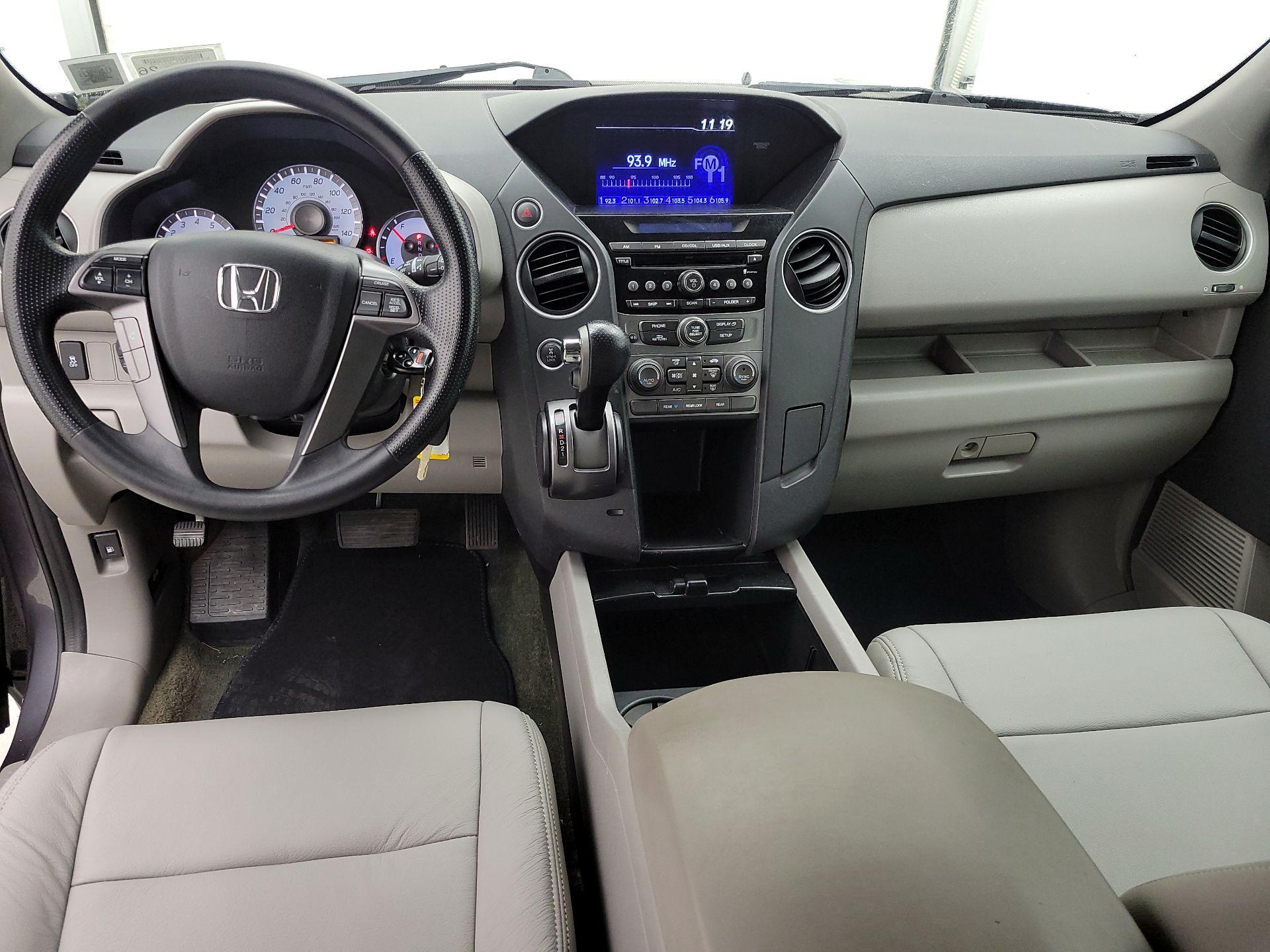 Thumbnail: 2015 Honda Pilot - 9