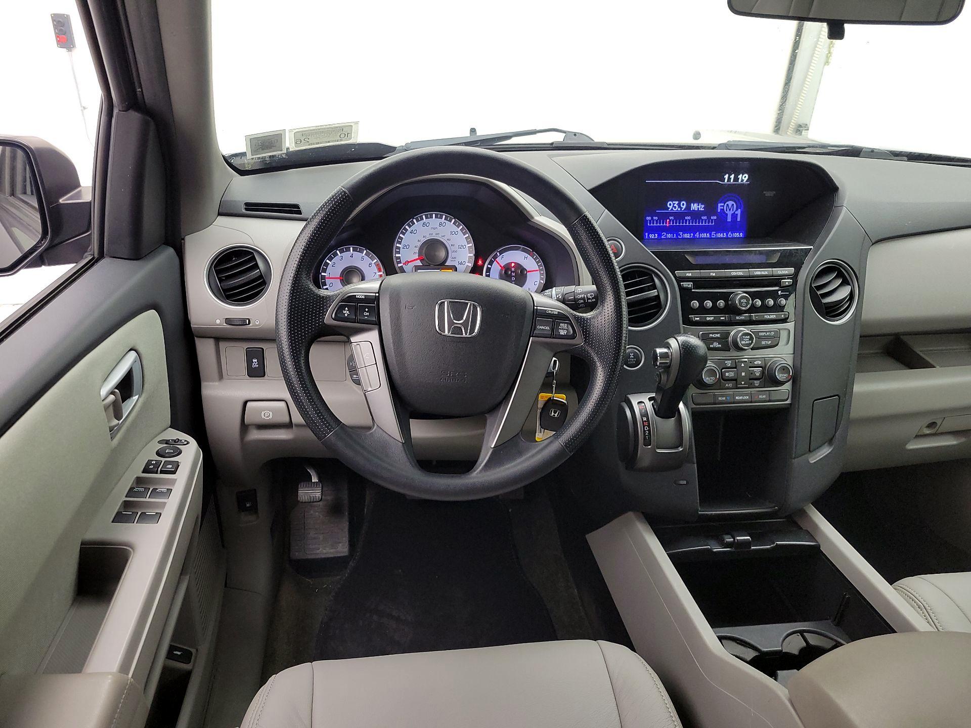 Thumbnail: 2015 Honda Pilot - 10