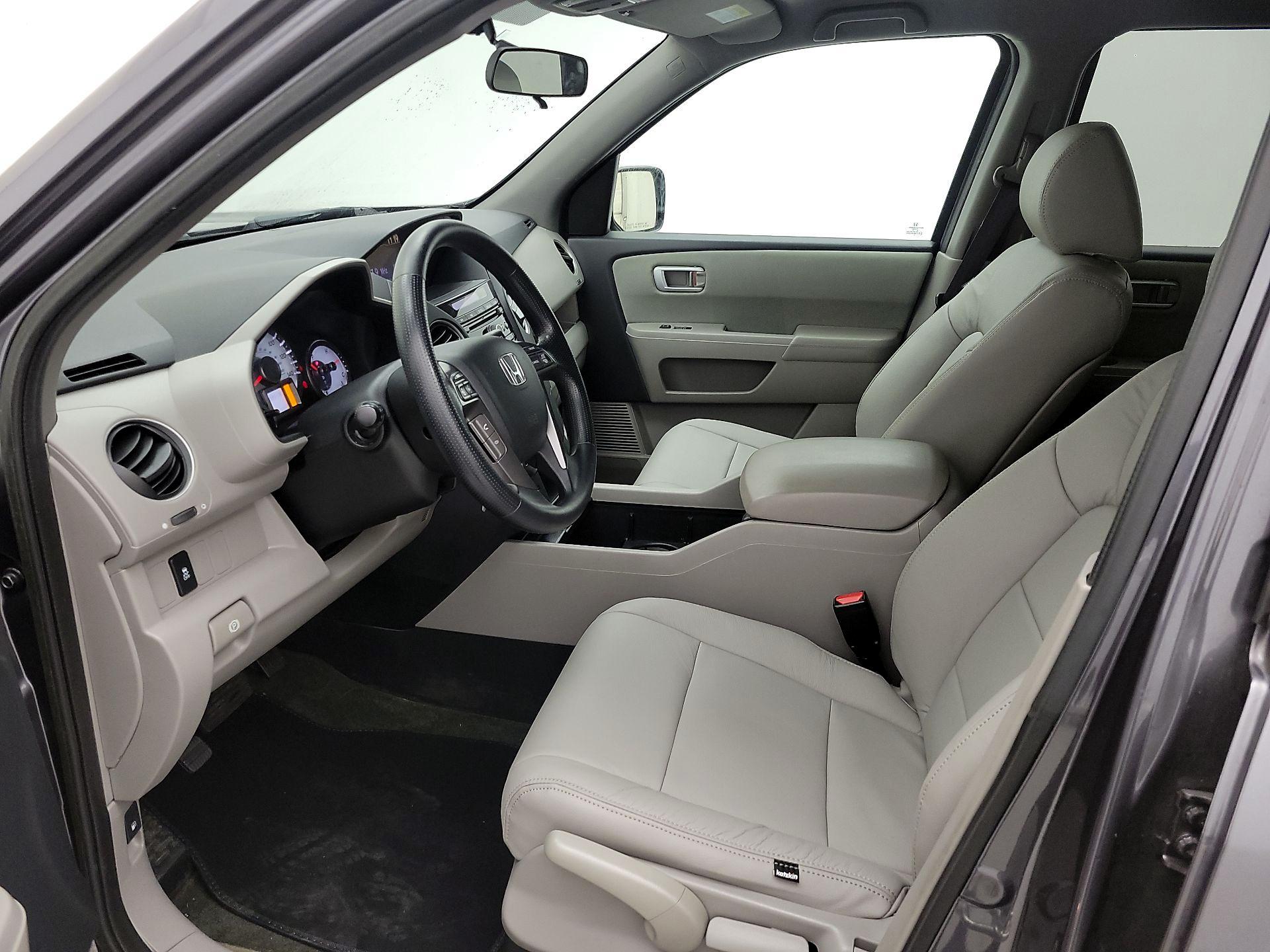 Thumbnail: 2015 Honda Pilot - 11