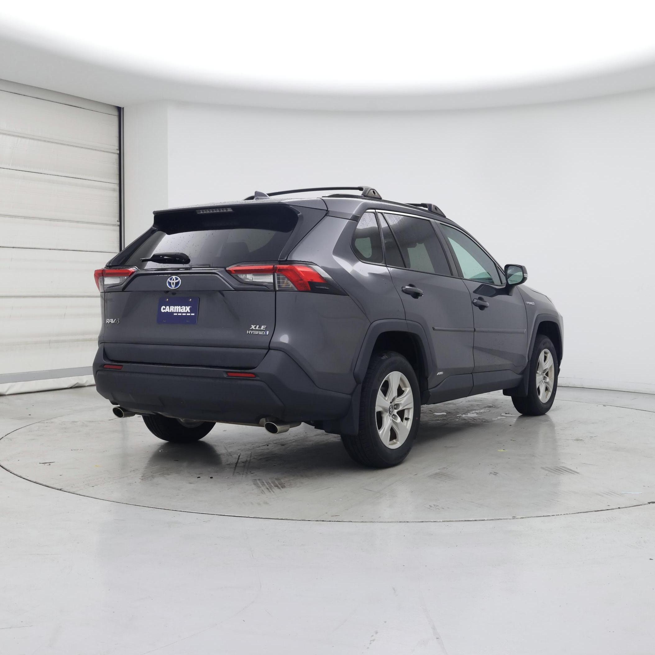 Thumbnail: 2021 Toyota RAV4 - 8