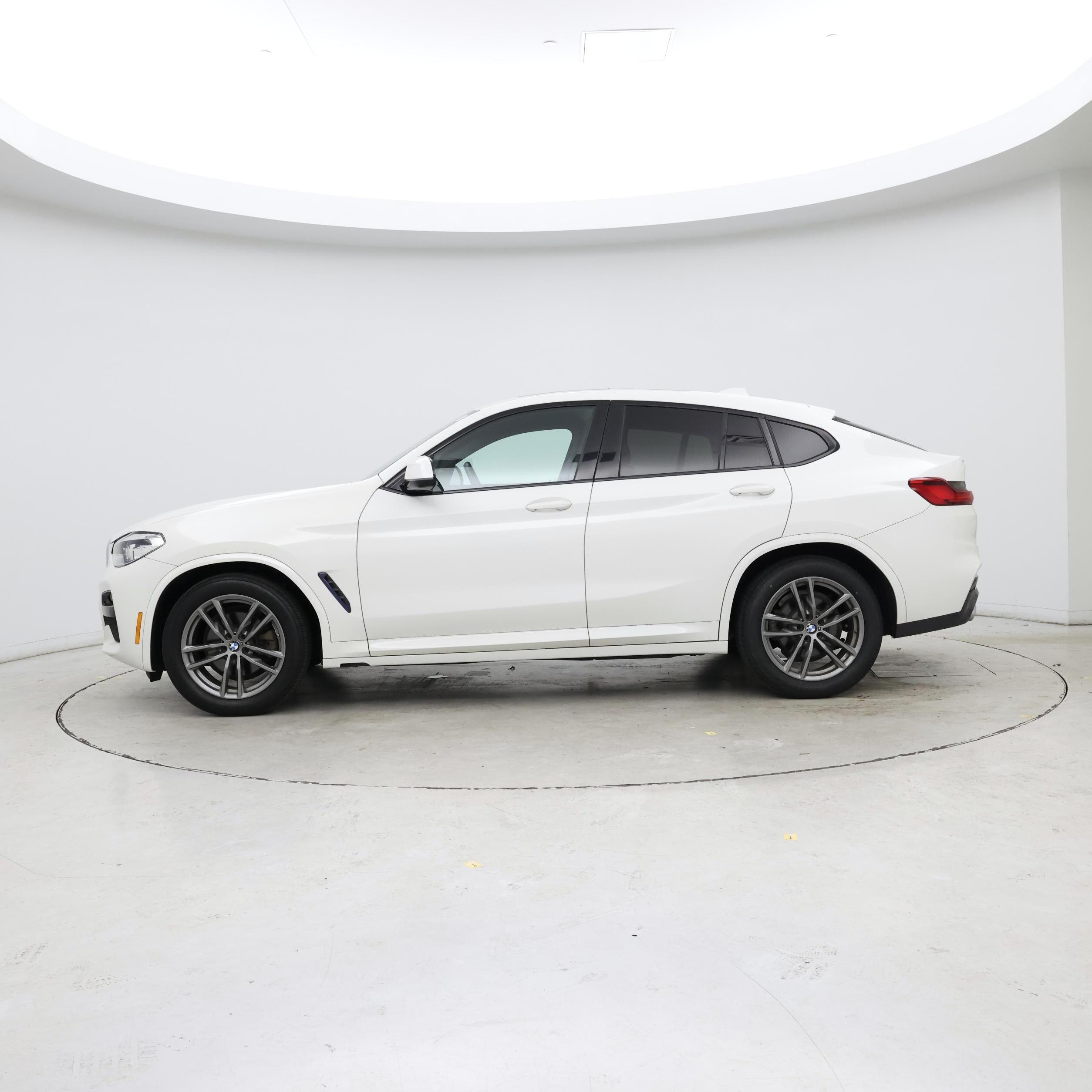Thumbnail: 2020 BMW X4 - 3