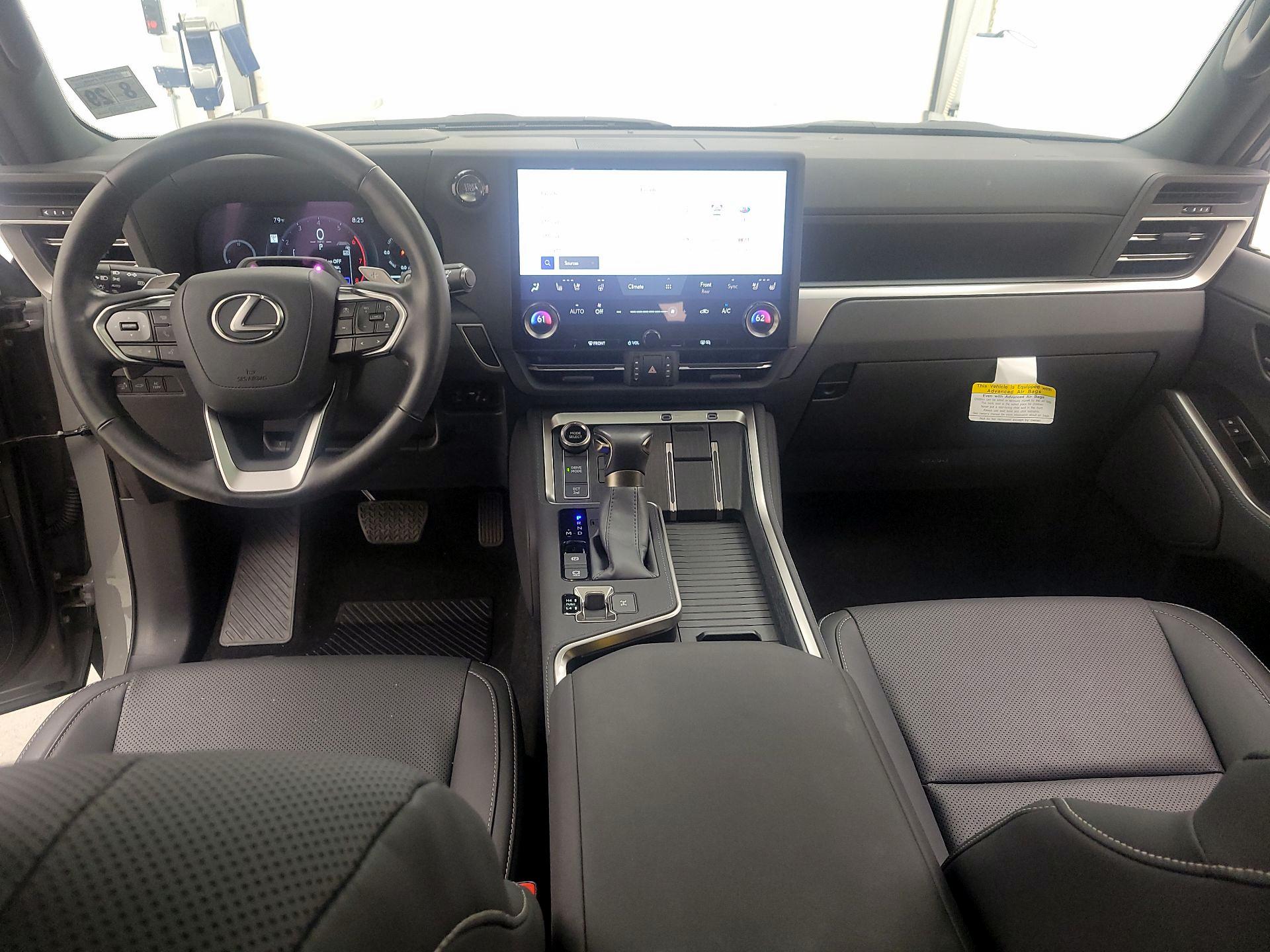 Thumbnail: 2024 Lexus GX - 9