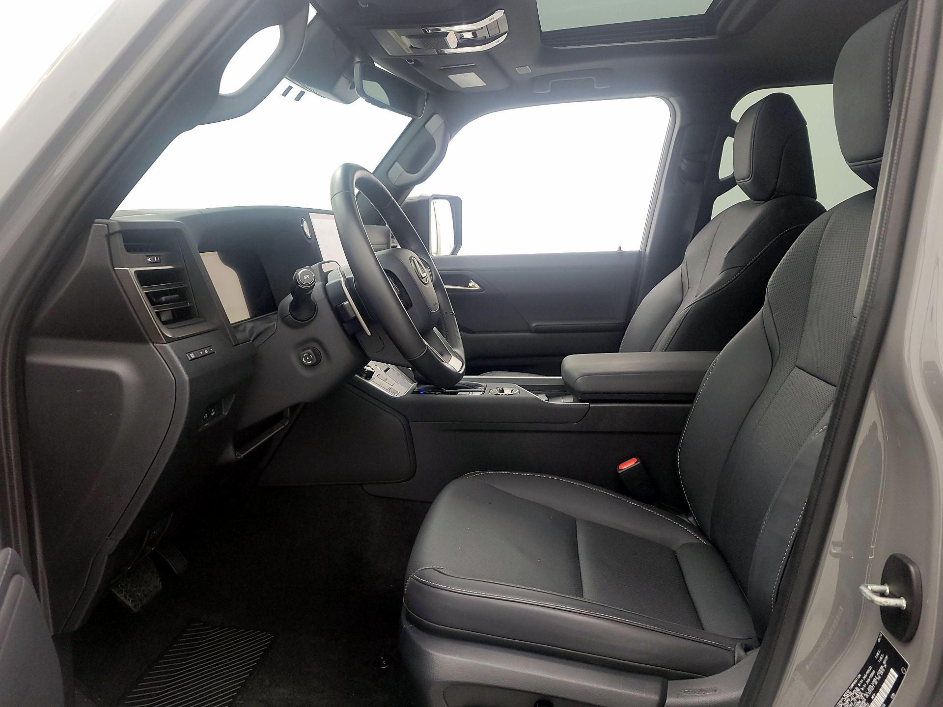 Thumbnail: 2024 Lexus GX - 11