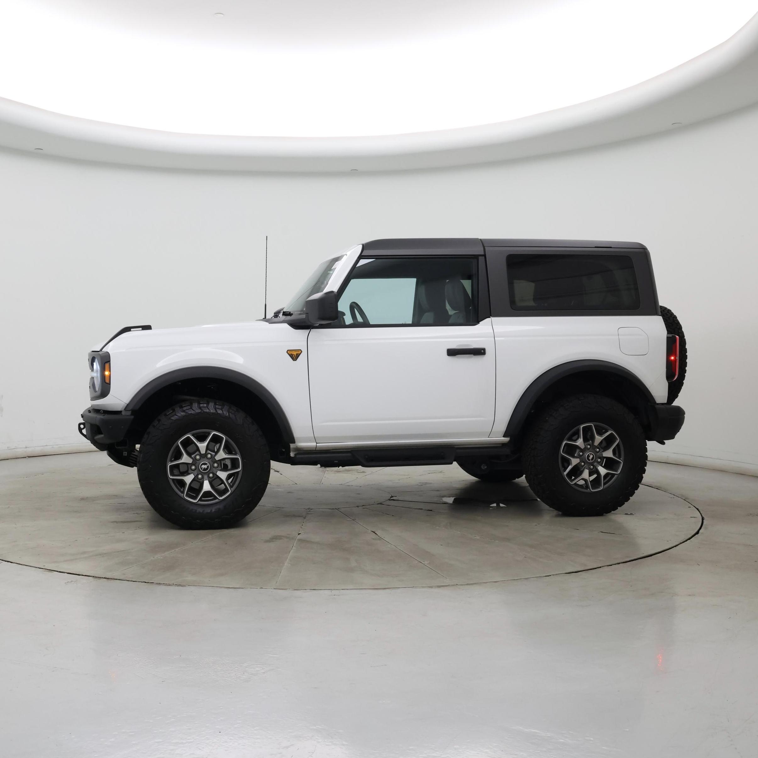Thumbnail: 2024 Ford Bronco - 3