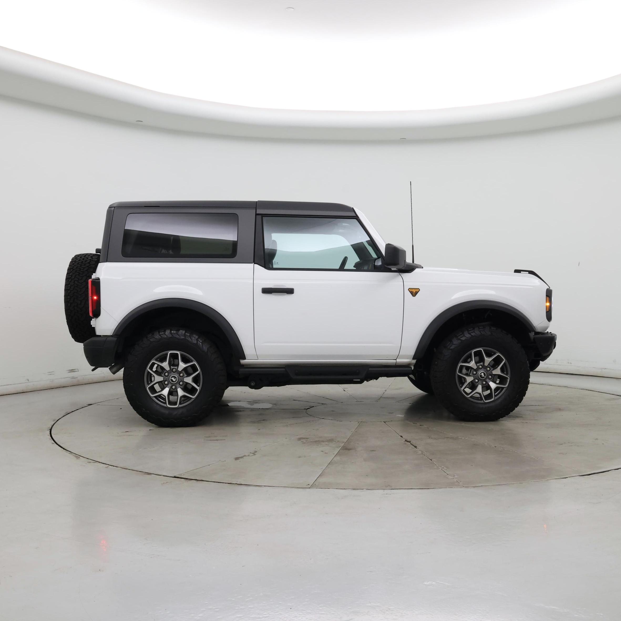 Thumbnail: 2024 Ford Bronco - 7