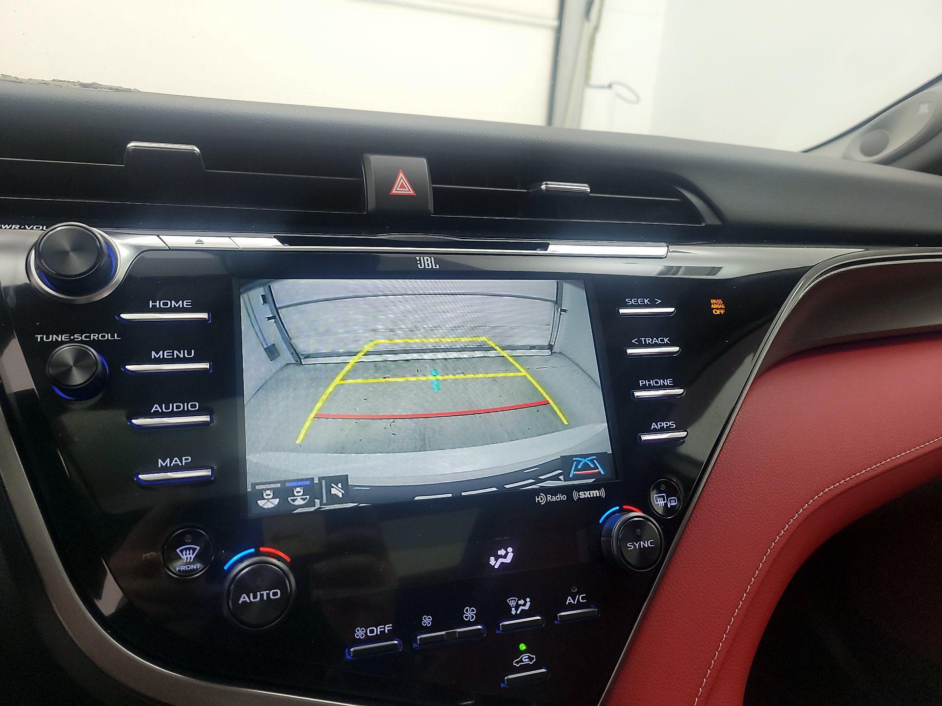 Thumbnail: 2020 Toyota Camry - 14