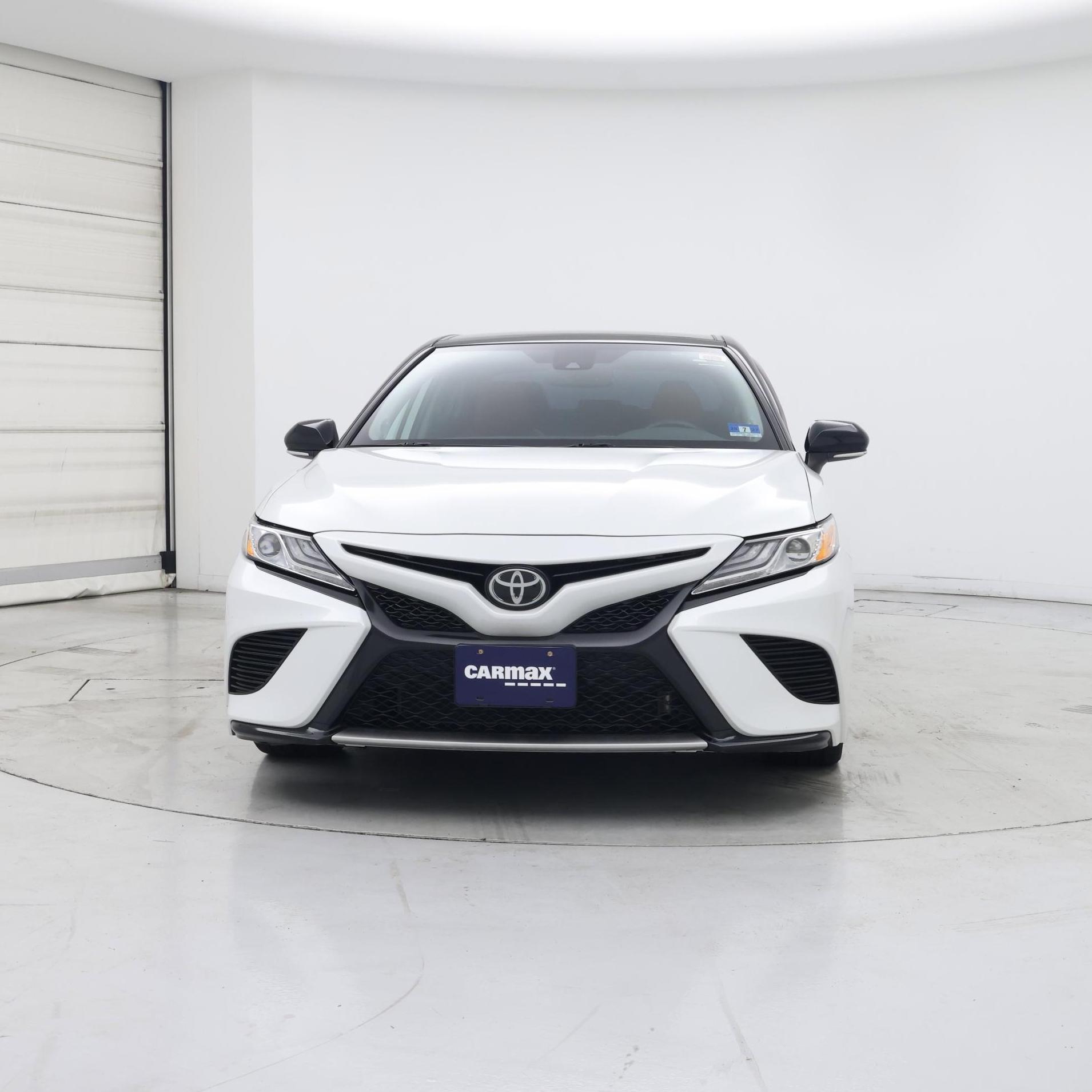 Thumbnail: 2020 Toyota Camry - 5