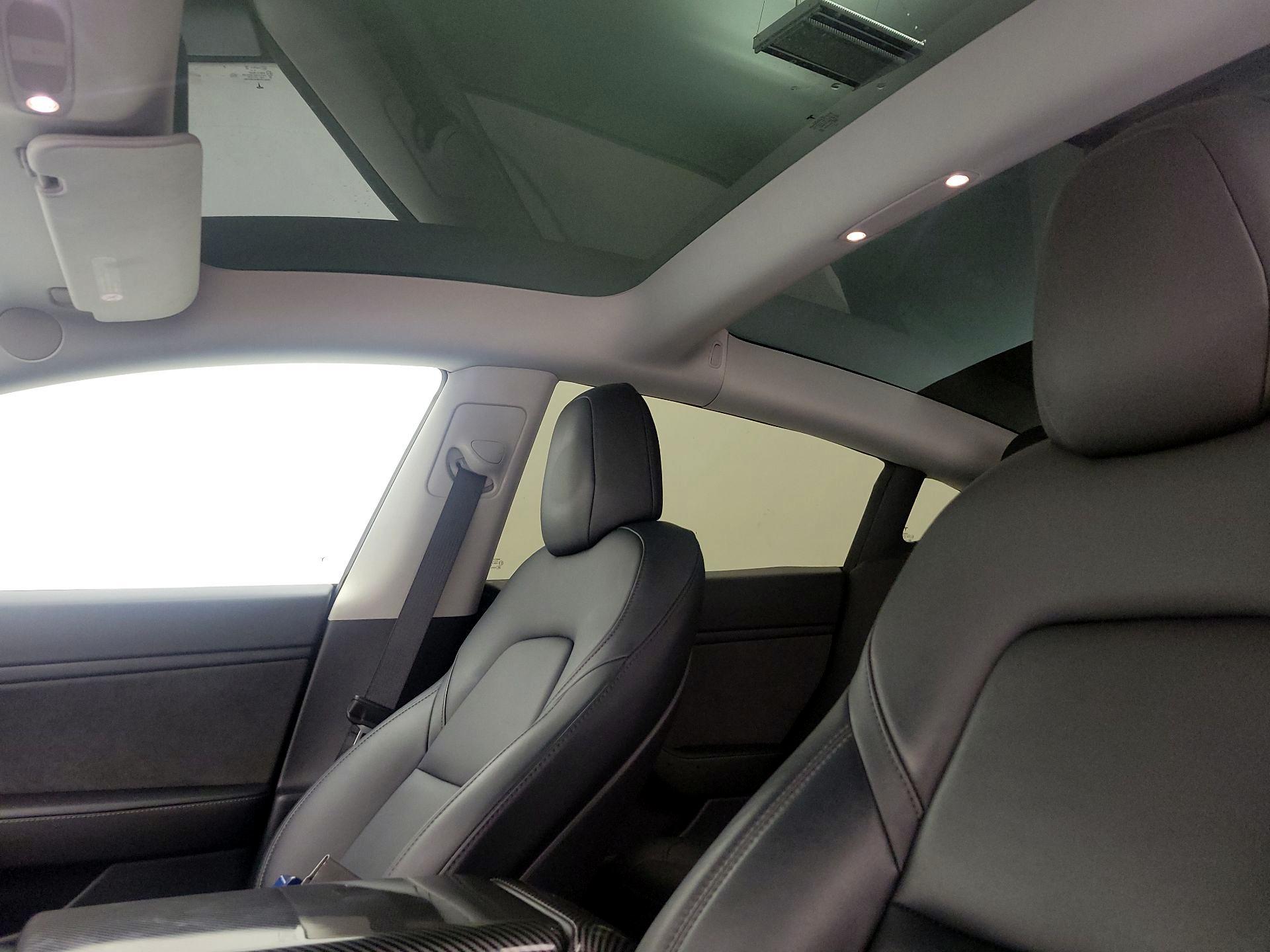 Thumbnail: 2021 Tesla Model 3 - 18