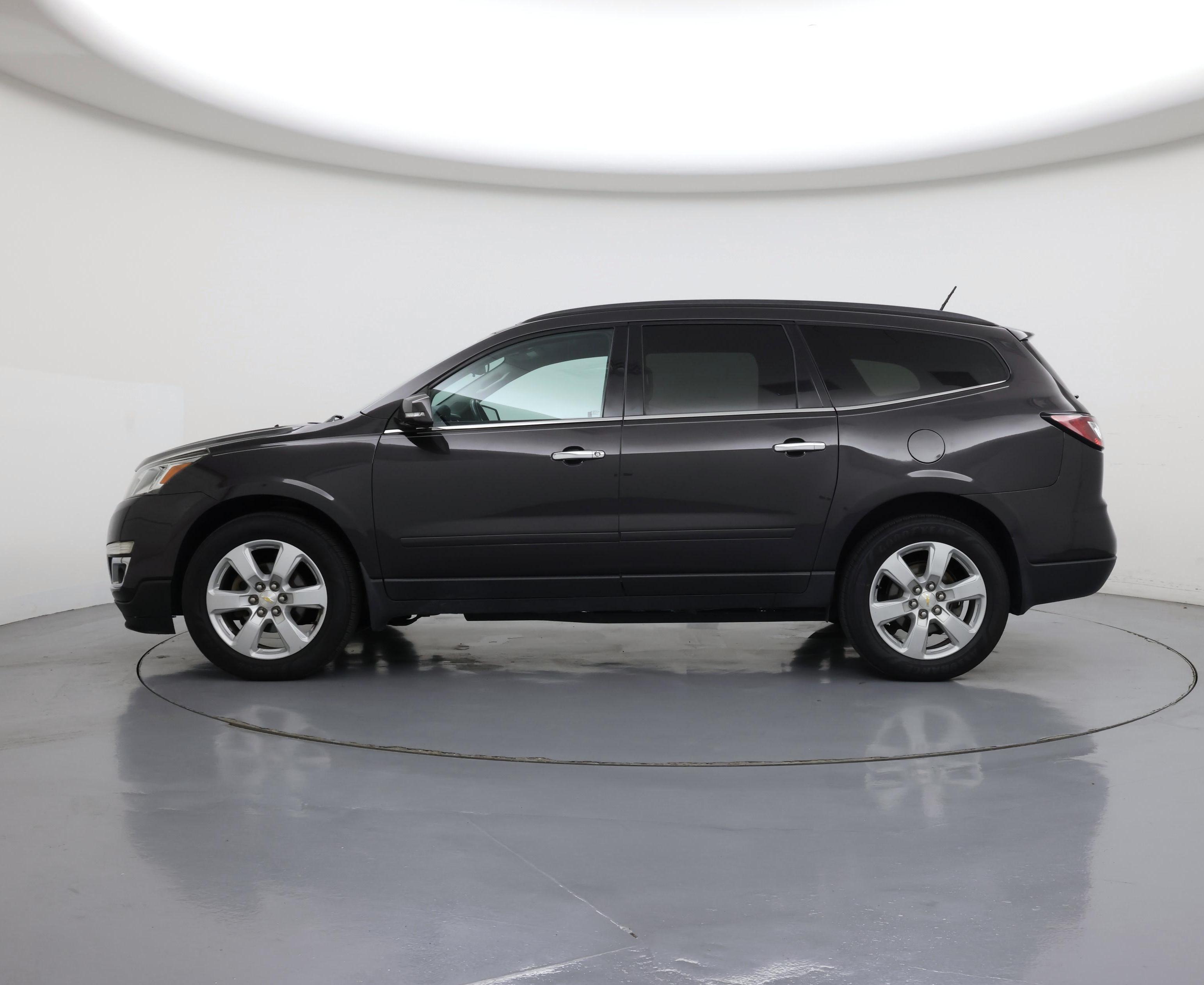 Thumbnail: 2016 Chevrolet Traverse - 3