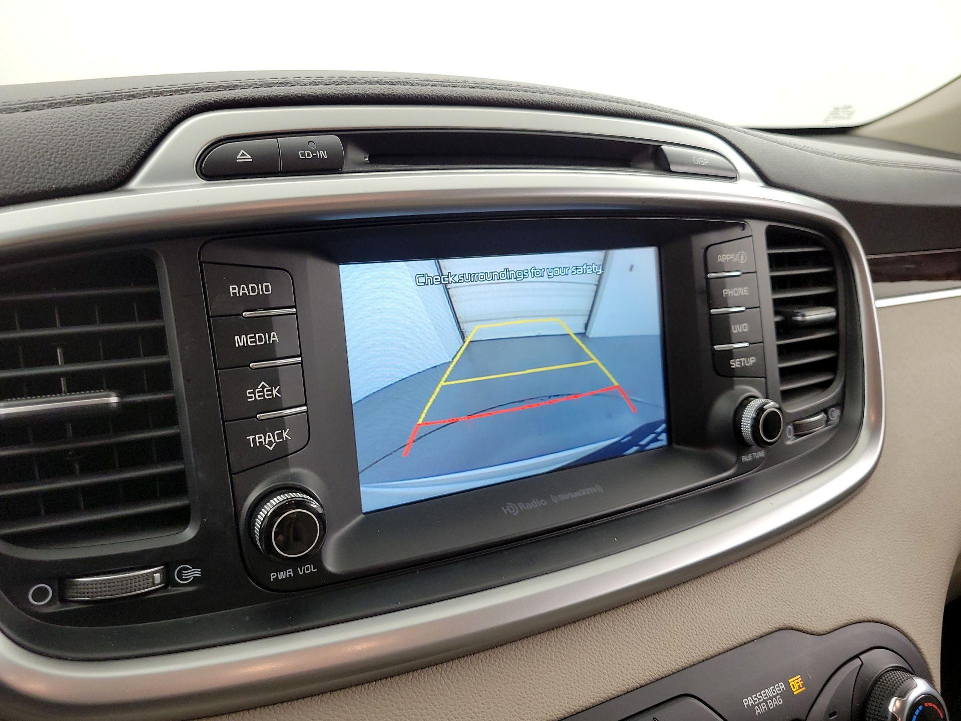 Thumbnail: 2017 Kia Sorento - 14