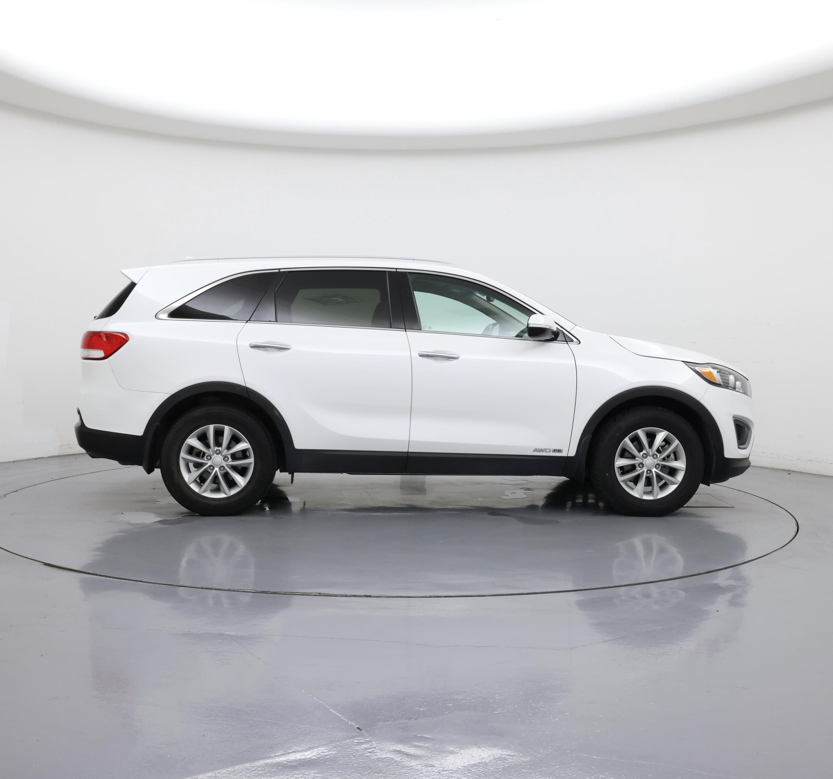 Thumbnail: 2017 Kia Sorento - 7