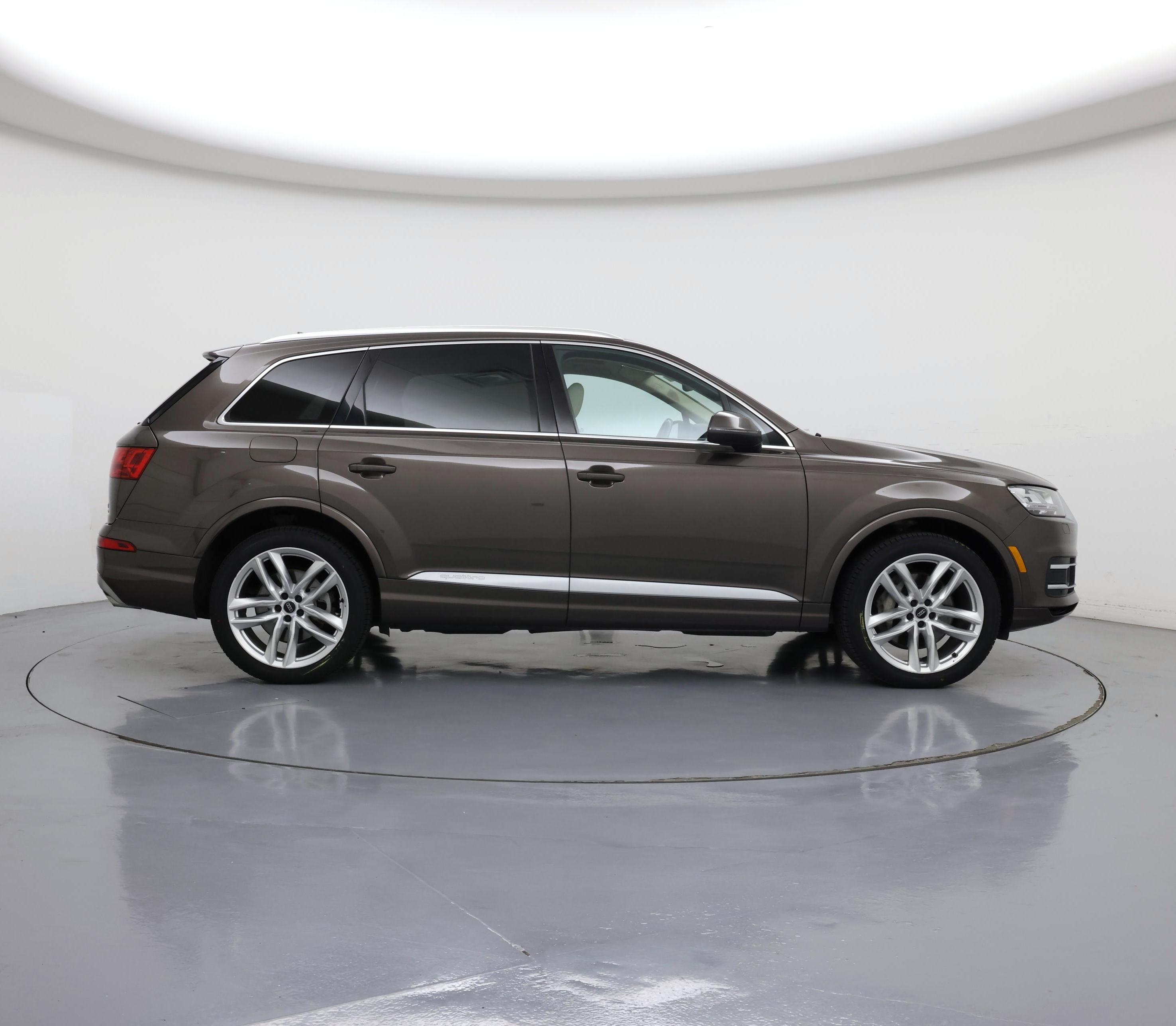 Thumbnail: 2018 Audi Q7 - 7