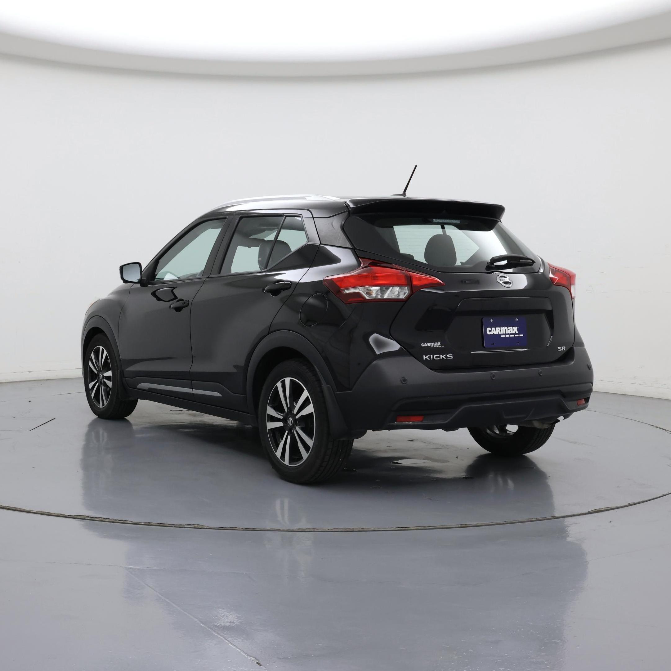 Thumbnail: 2020 Nissan Kicks - 2