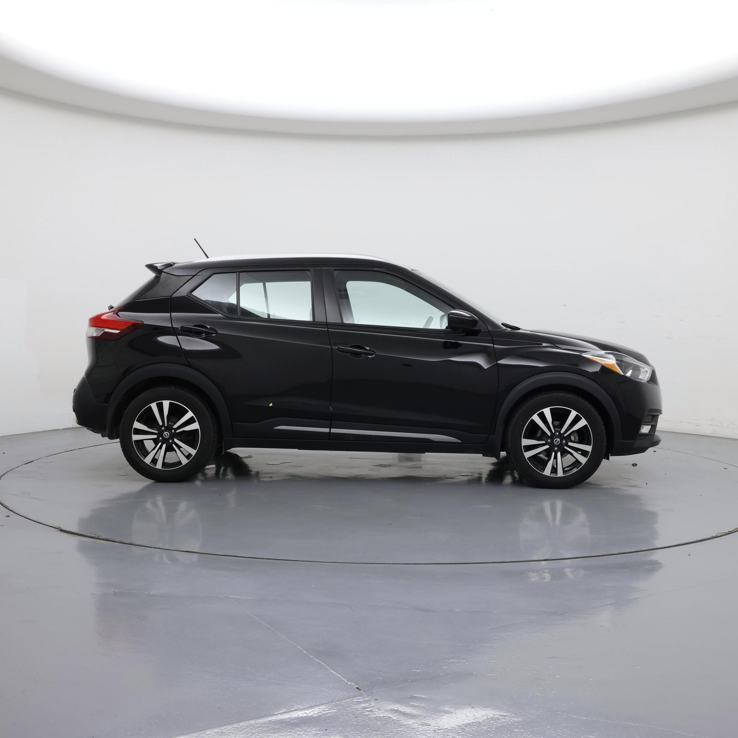 Thumbnail: 2020 Nissan Kicks - 7