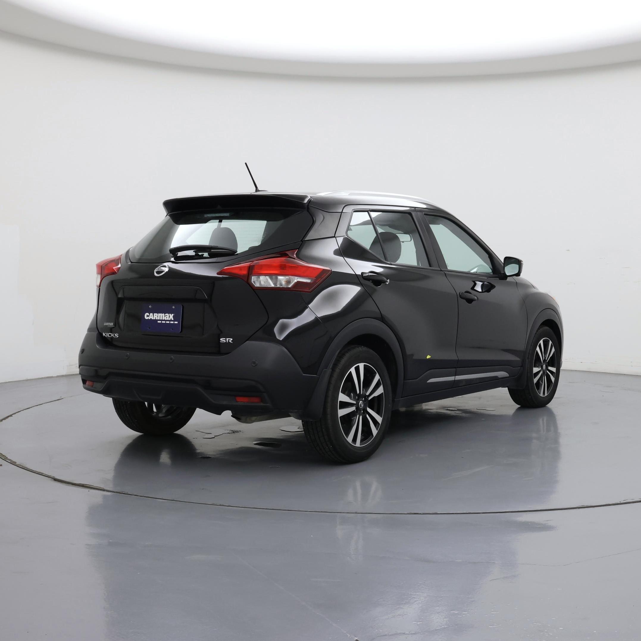 Thumbnail: 2020 Nissan Kicks - 8