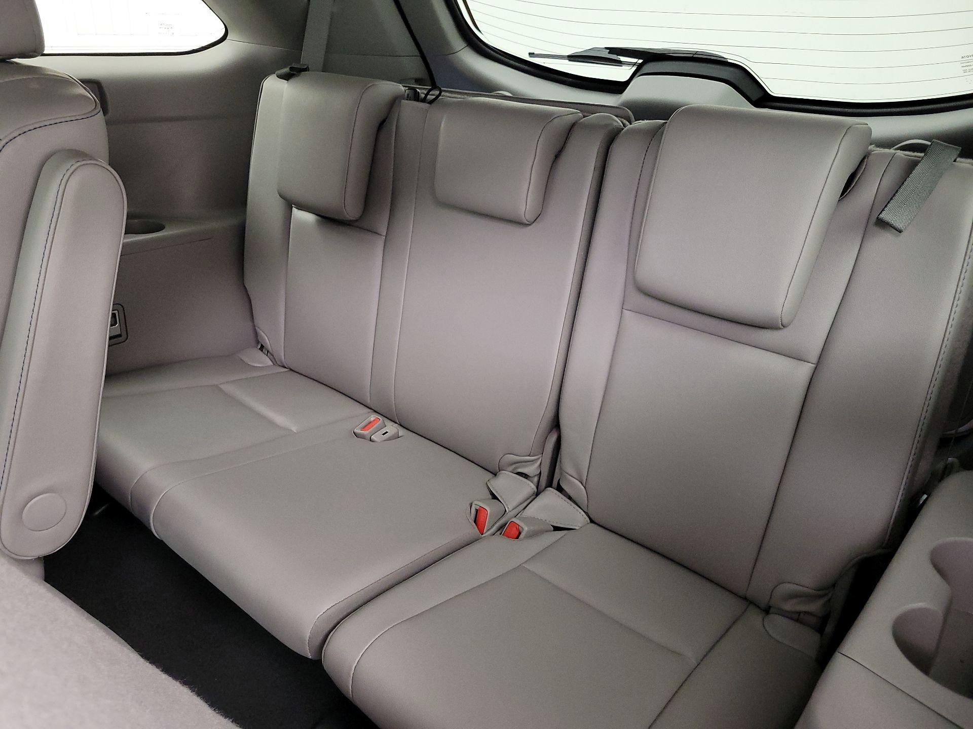 Thumbnail: 2019 Toyota Highlander - 19