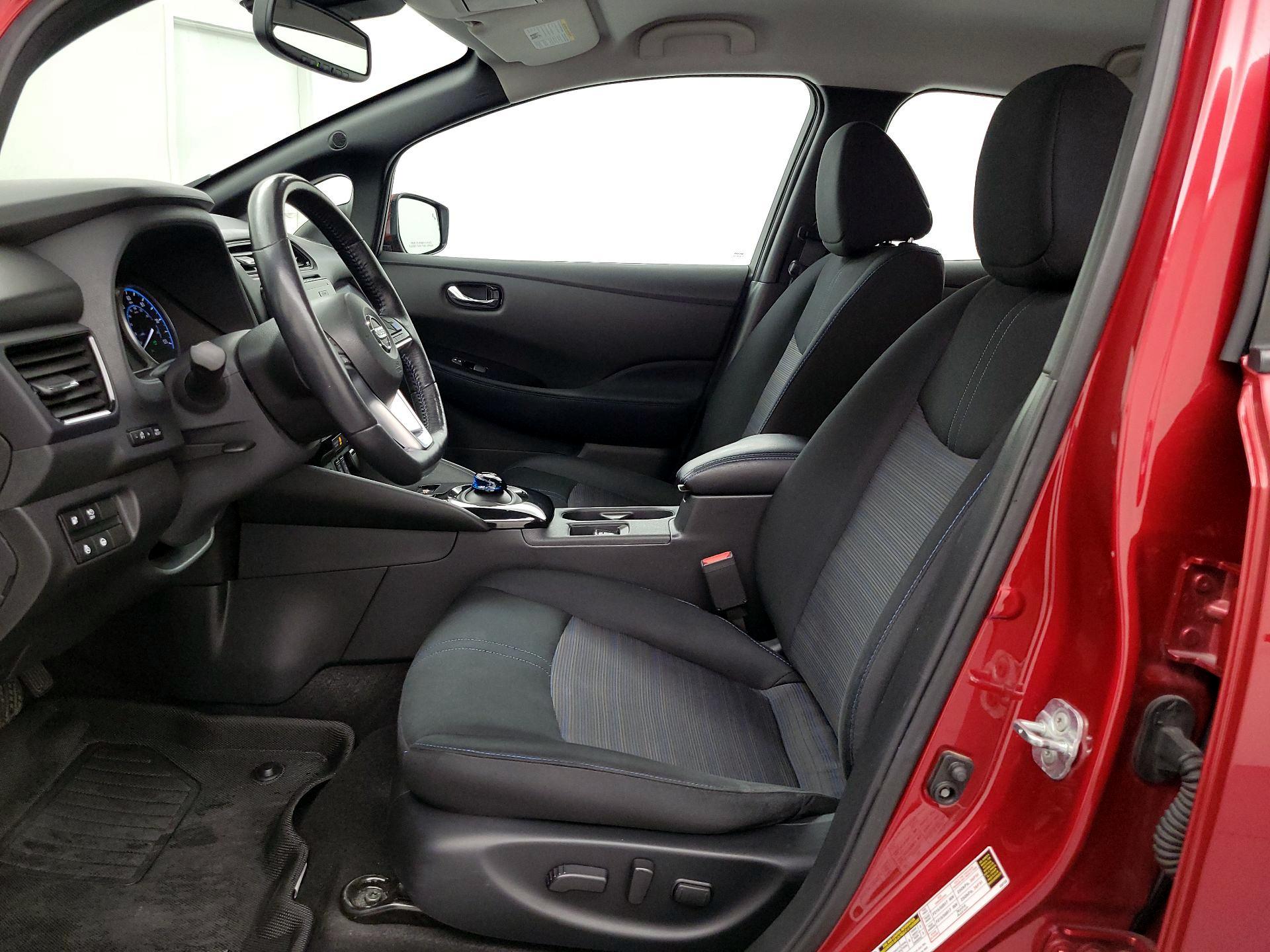 Thumbnail: 2018 Nissan Leaf - 11