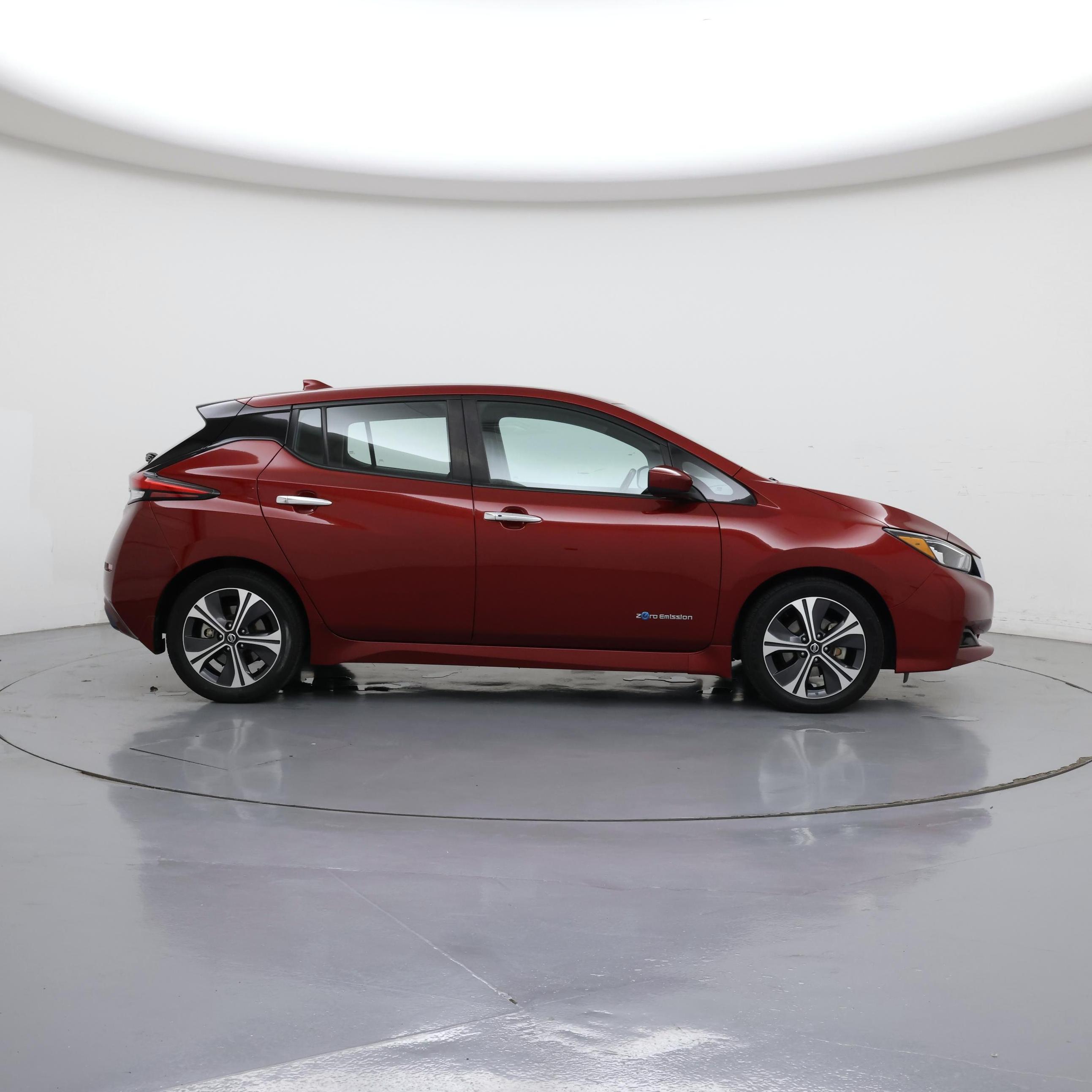 Thumbnail: 2018 Nissan Leaf - 7