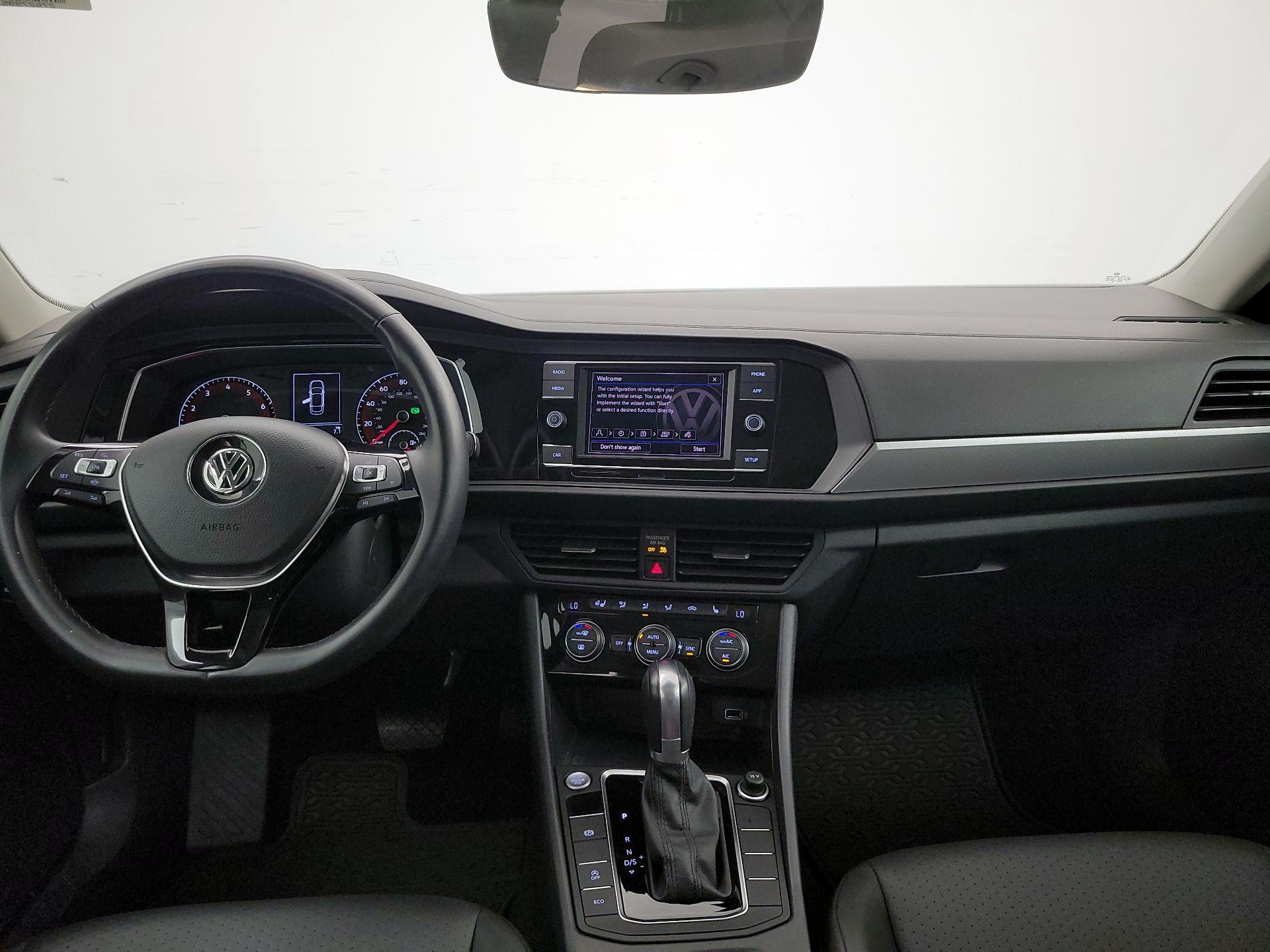 Thumbnail: 2019 Volkswagen Jetta - 9