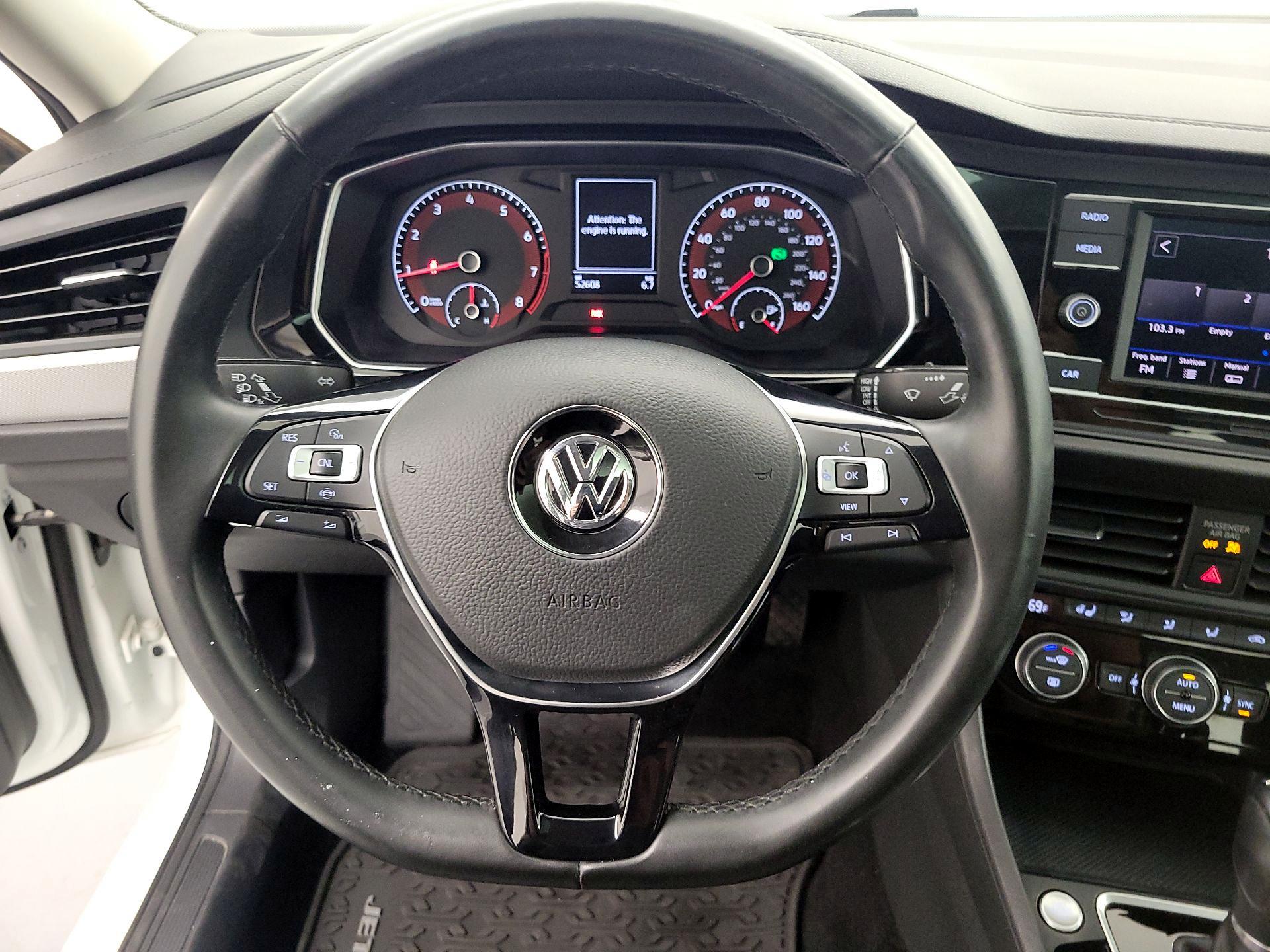 Thumbnail: 2019 Volkswagen Jetta - 10