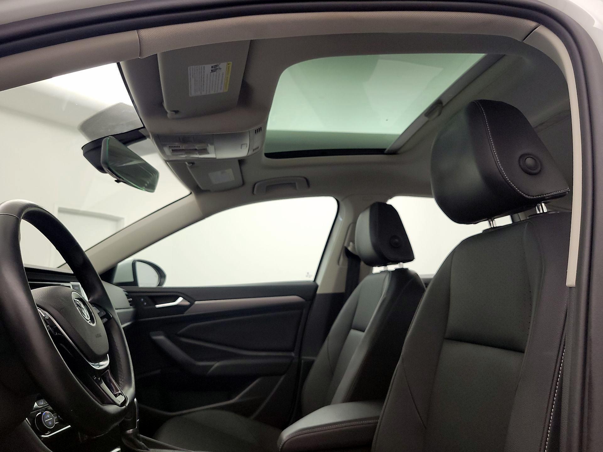 Thumbnail: 2019 Volkswagen Jetta - 19